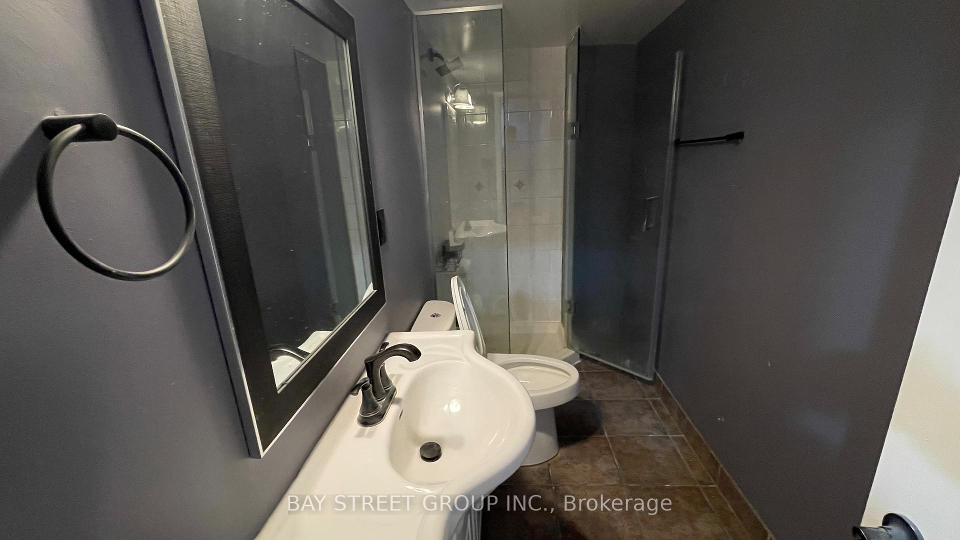 Photo 3 of 95 Miley Drive, Markham, Markville — HOMEH