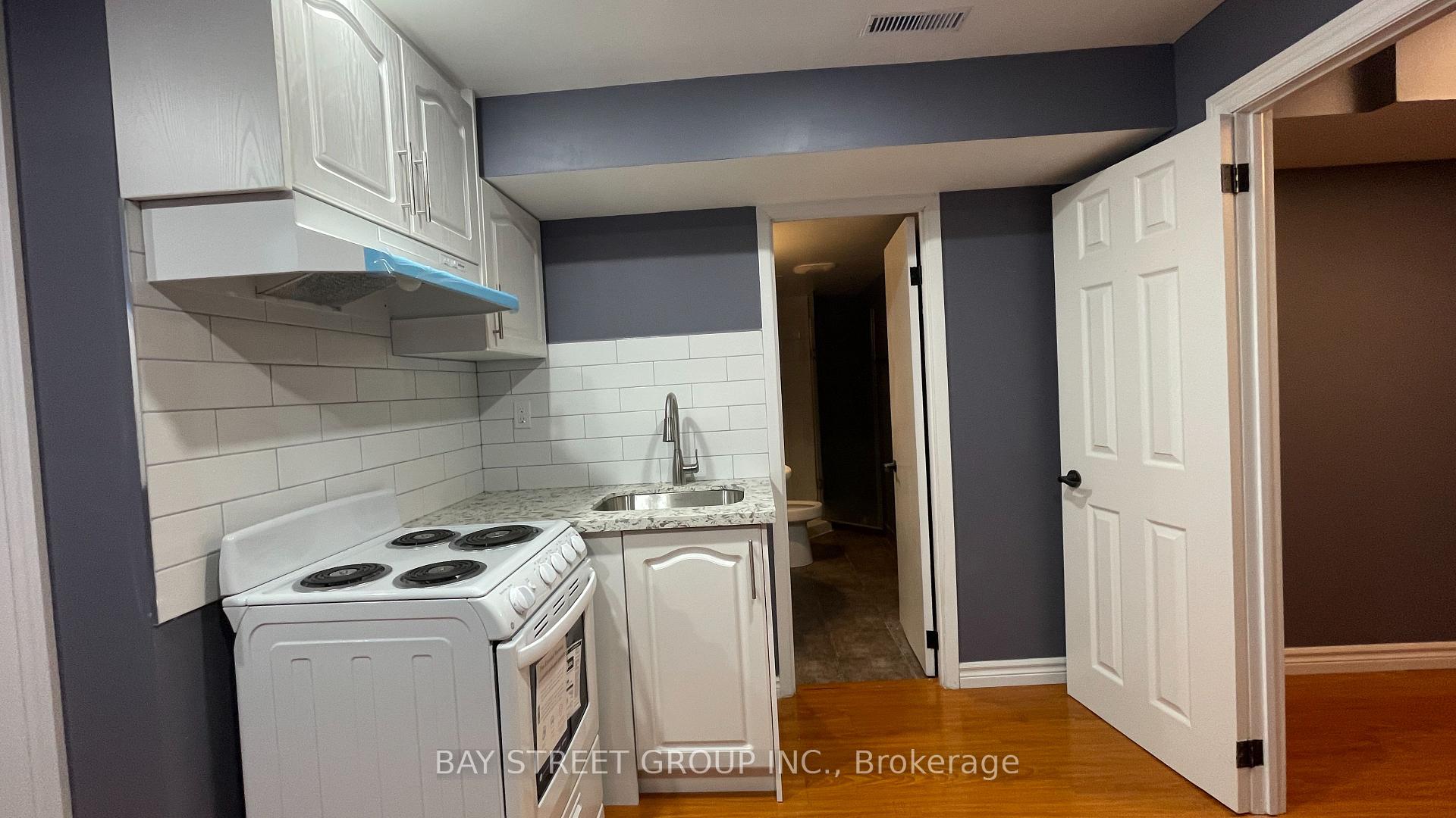 Photo 5 of 95 Miley Drive, Markham, Markville — HOMEH