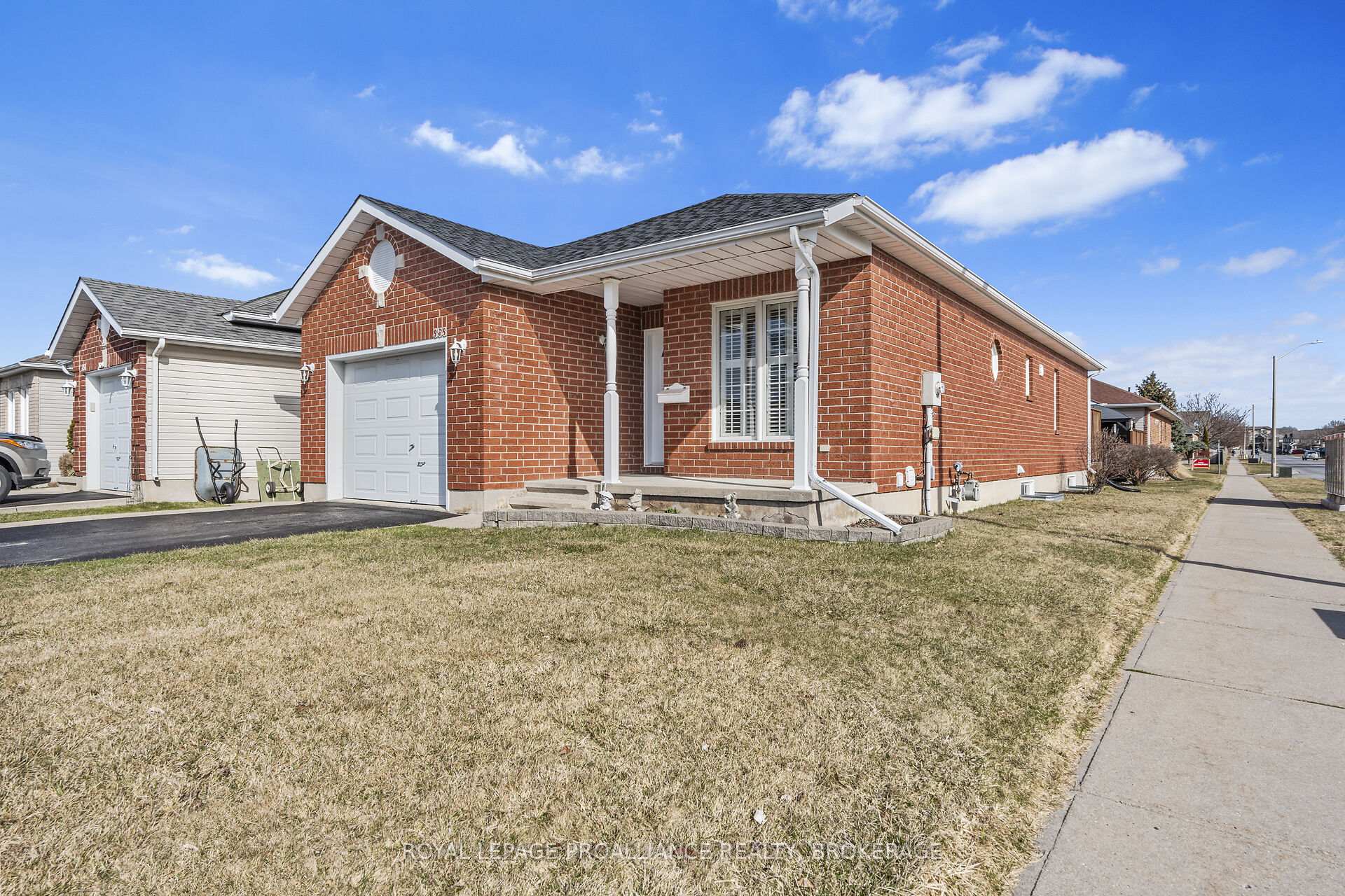 Photo 2 of 353 Emerald Street, Kingston, City Northwest — HOMEH