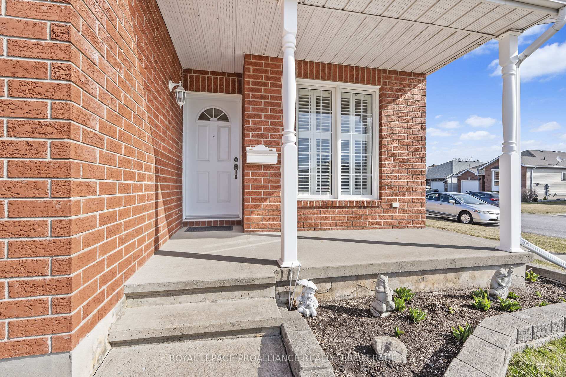 Photo 4 of 353 Emerald Street, Kingston, City Northwest — HOMEH