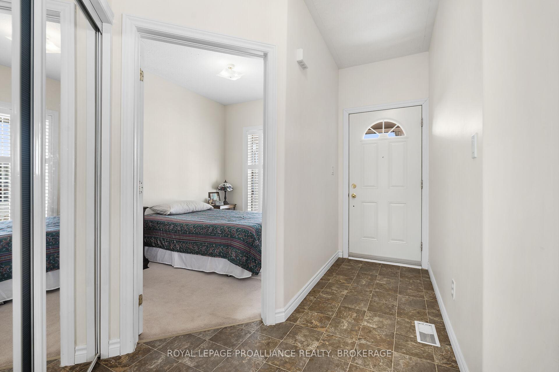 Photo 5 of 353 Emerald Street, Kingston, City Northwest — HOMEH