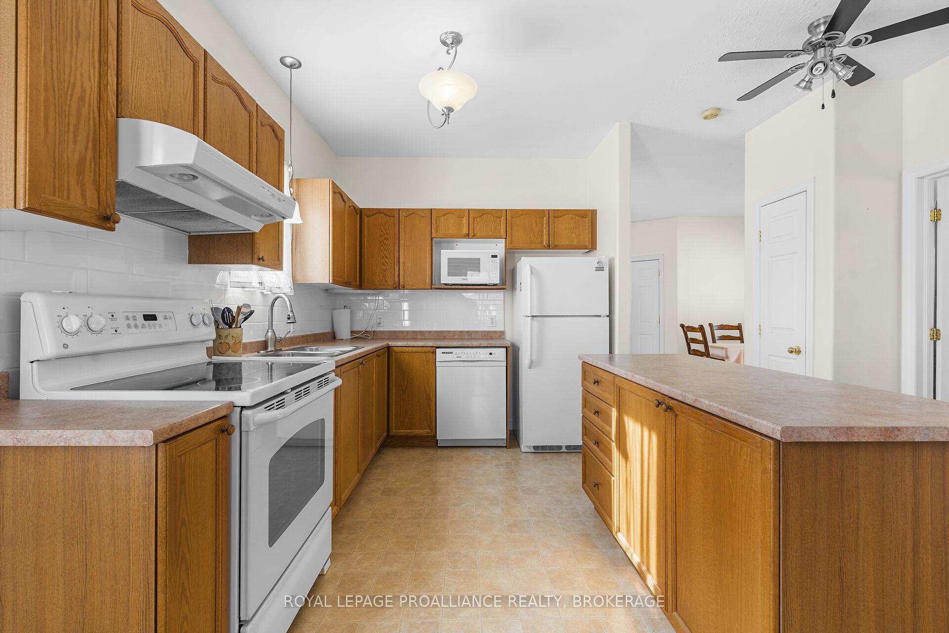 Photo 13 of 353 Emerald Street, Kingston, City Northwest — HOMEH