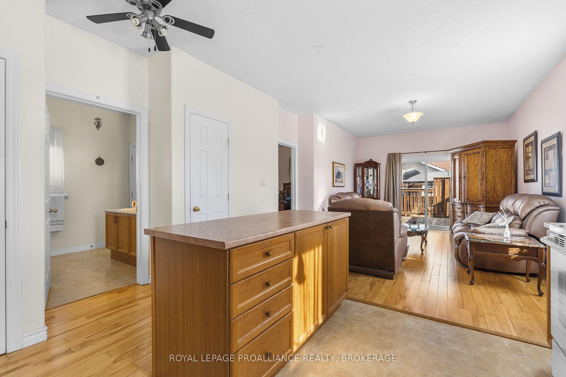 Photo 14 of 353 Emerald Street, Kingston, City Northwest — HOMEH