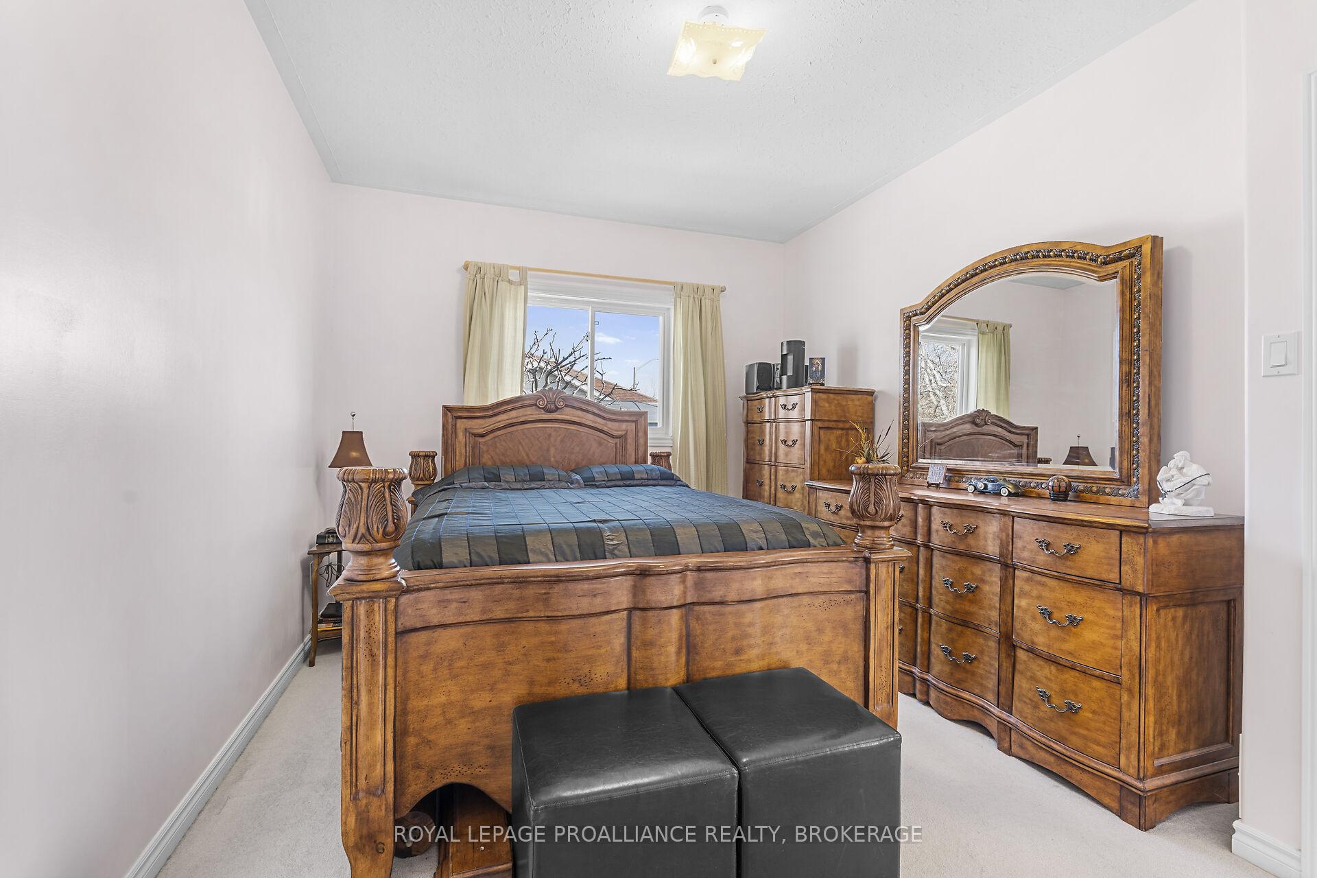 Photo 15 of 353 Emerald Street, Kingston, City Northwest — HOMEH