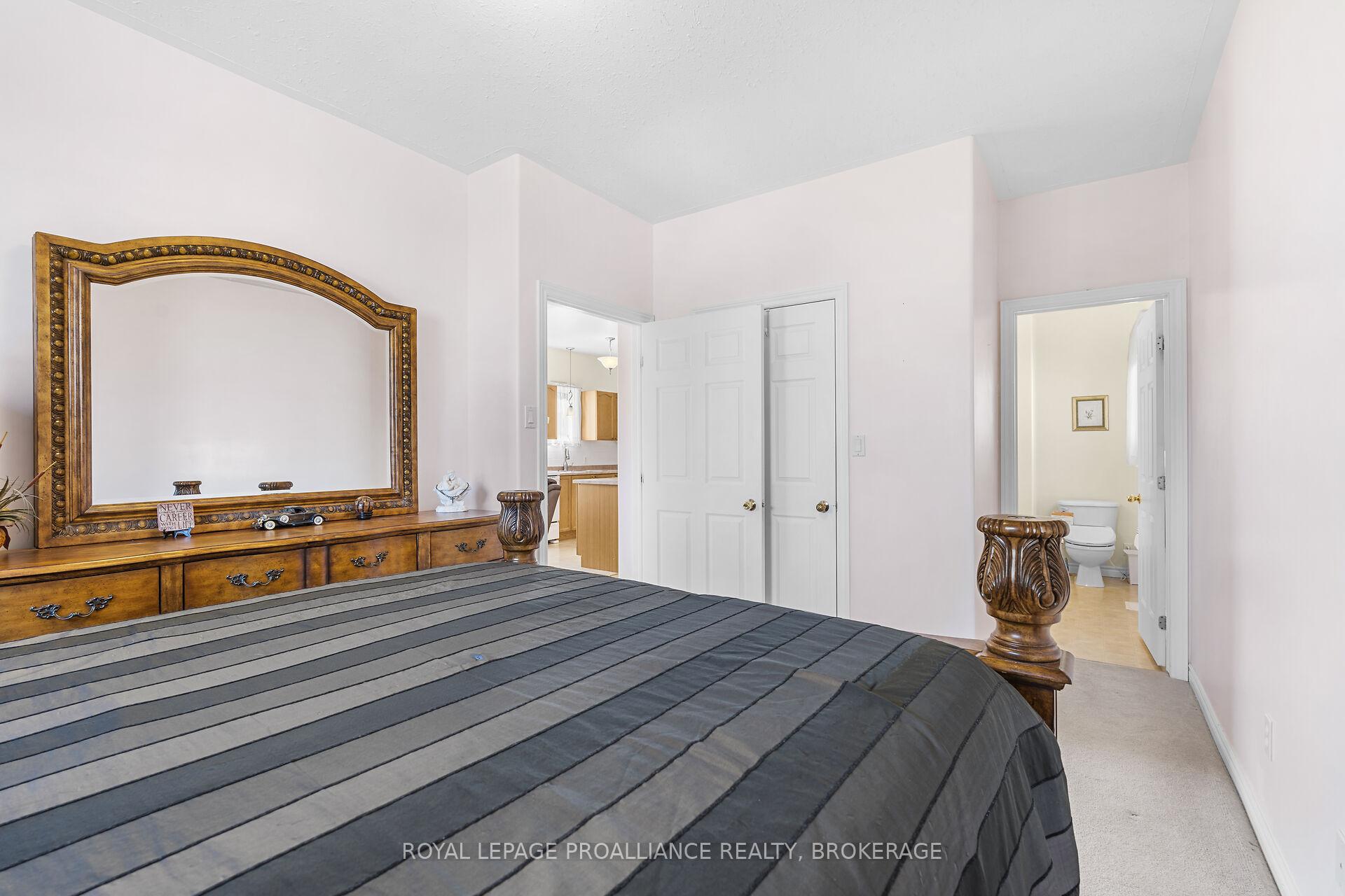 Photo 16 of 353 Emerald Street, Kingston, City Northwest — HOMEH