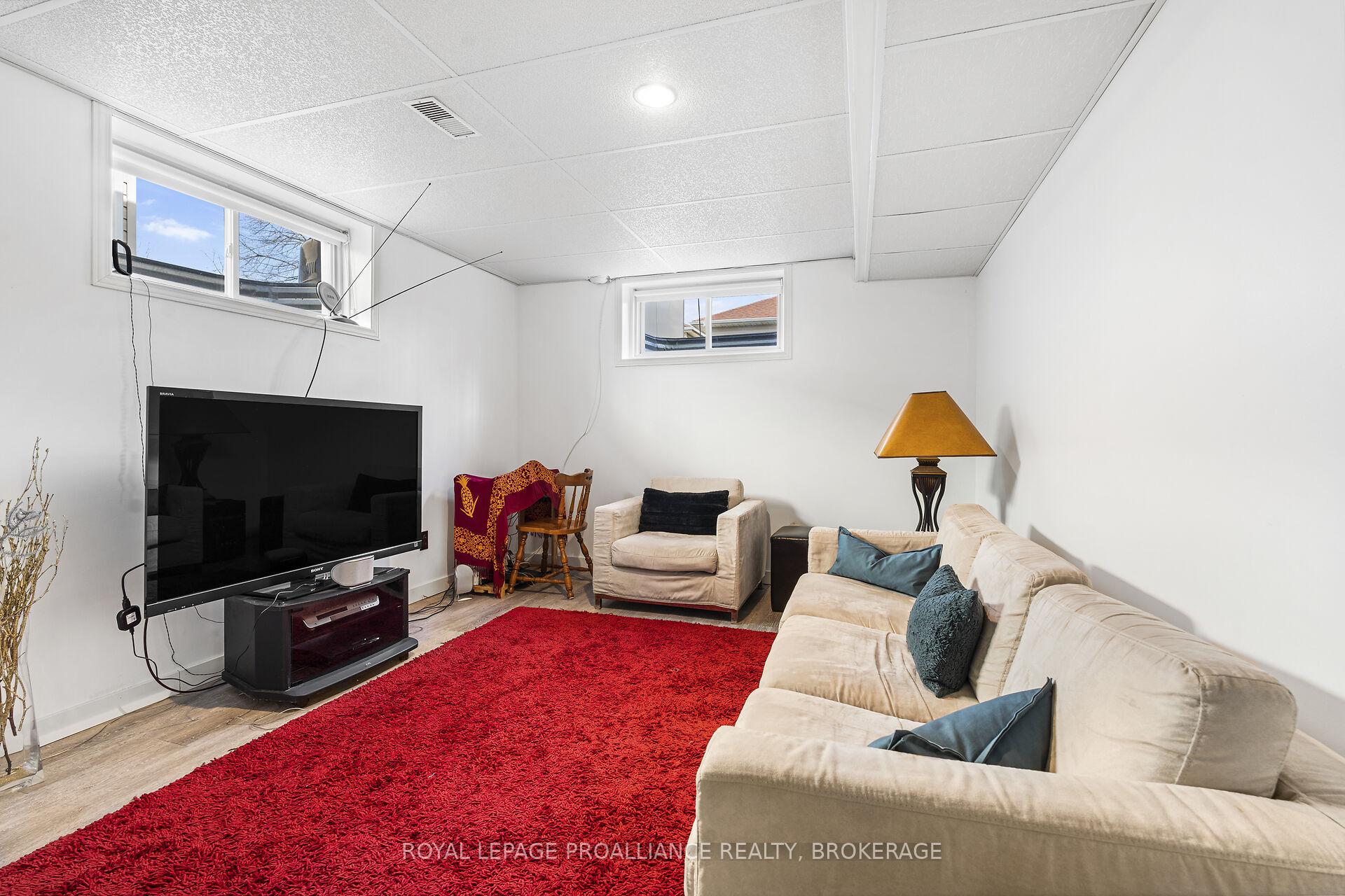 Photo 21 of 353 Emerald Street, Kingston, City Northwest — HOMEH