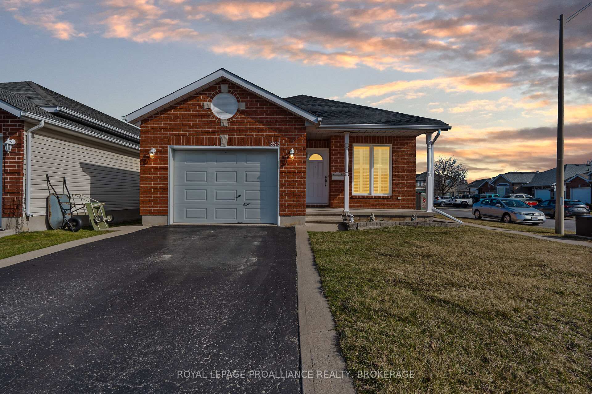 Photo 31 of 353 Emerald Street, Kingston, City Northwest — HOMEH