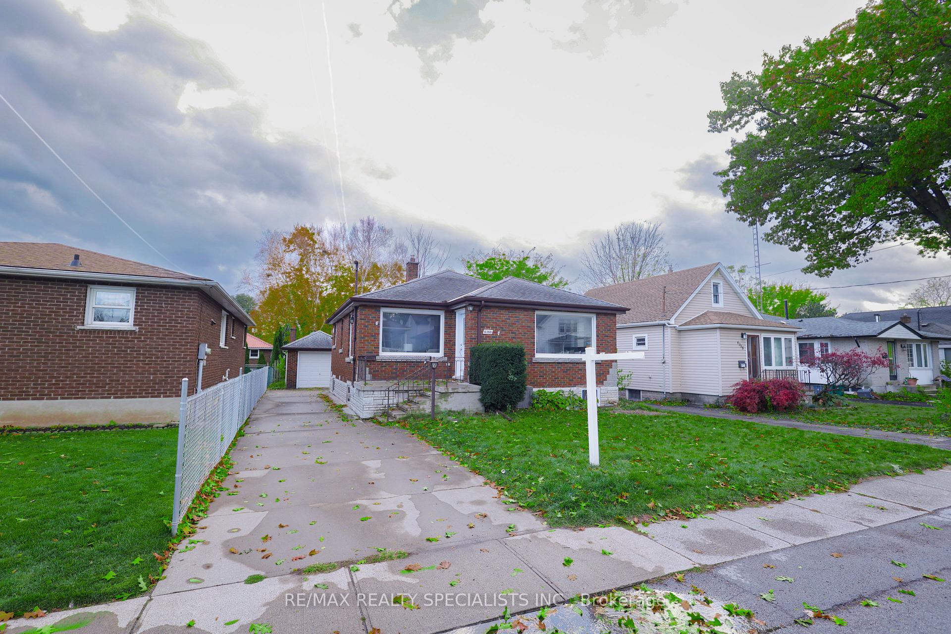 Photo 1 of 6360 Ash Street, Niagara Falls, Dorchester — HOMEH