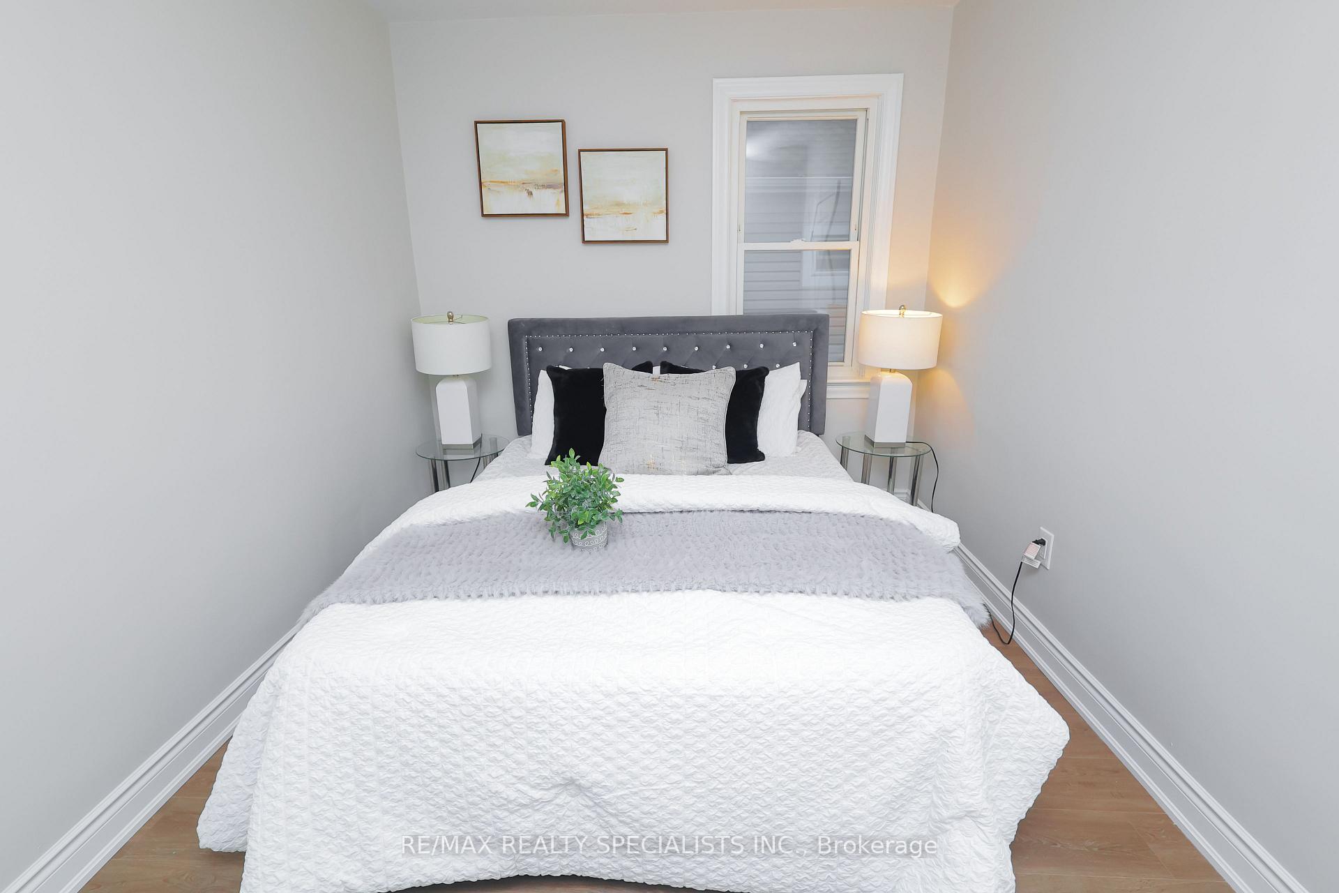 Photo 17 of 6360 Ash Street, Niagara Falls, Dorchester — HOMEH