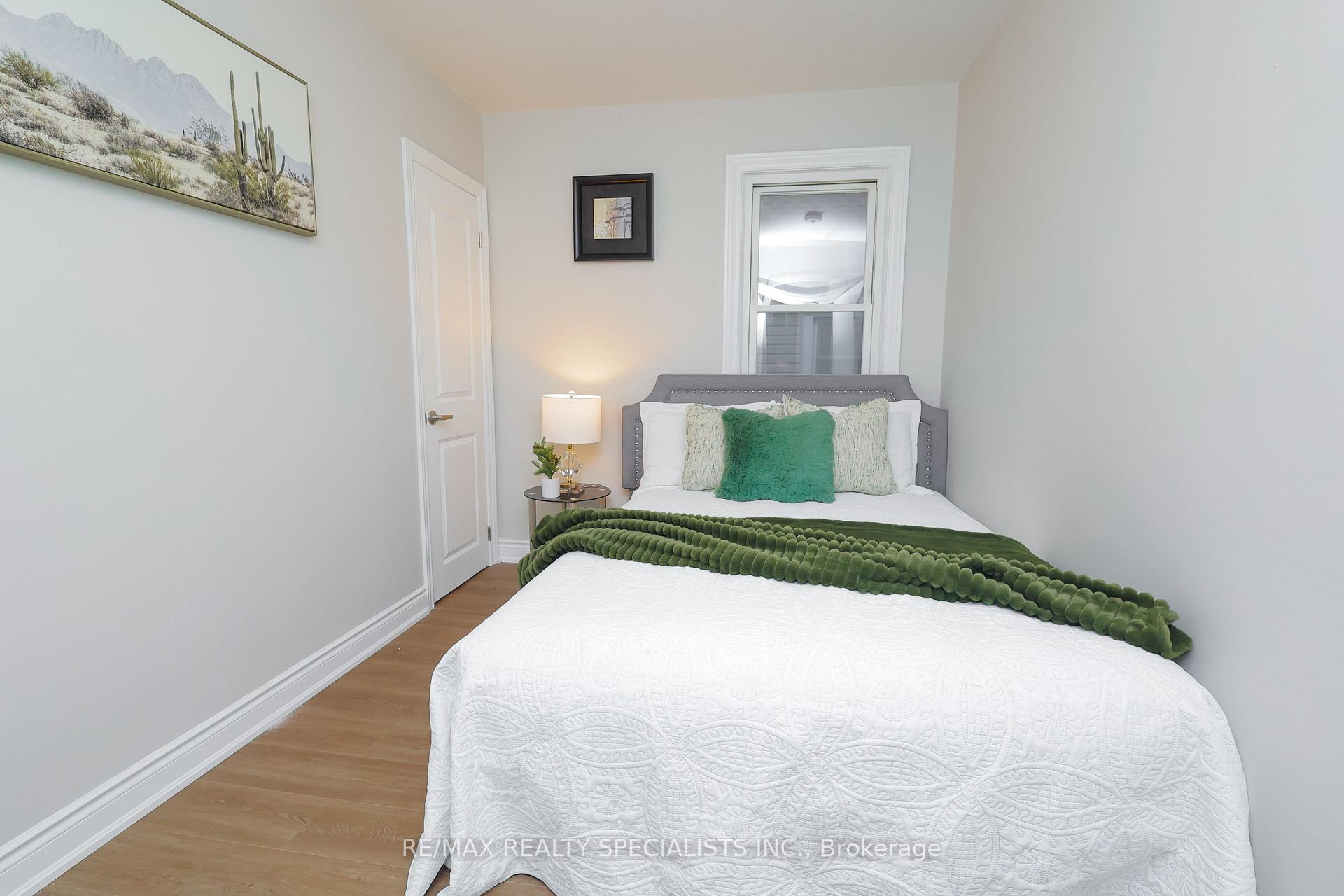 Photo 18 of 6360 Ash Street, Niagara Falls, Dorchester — HOMEH