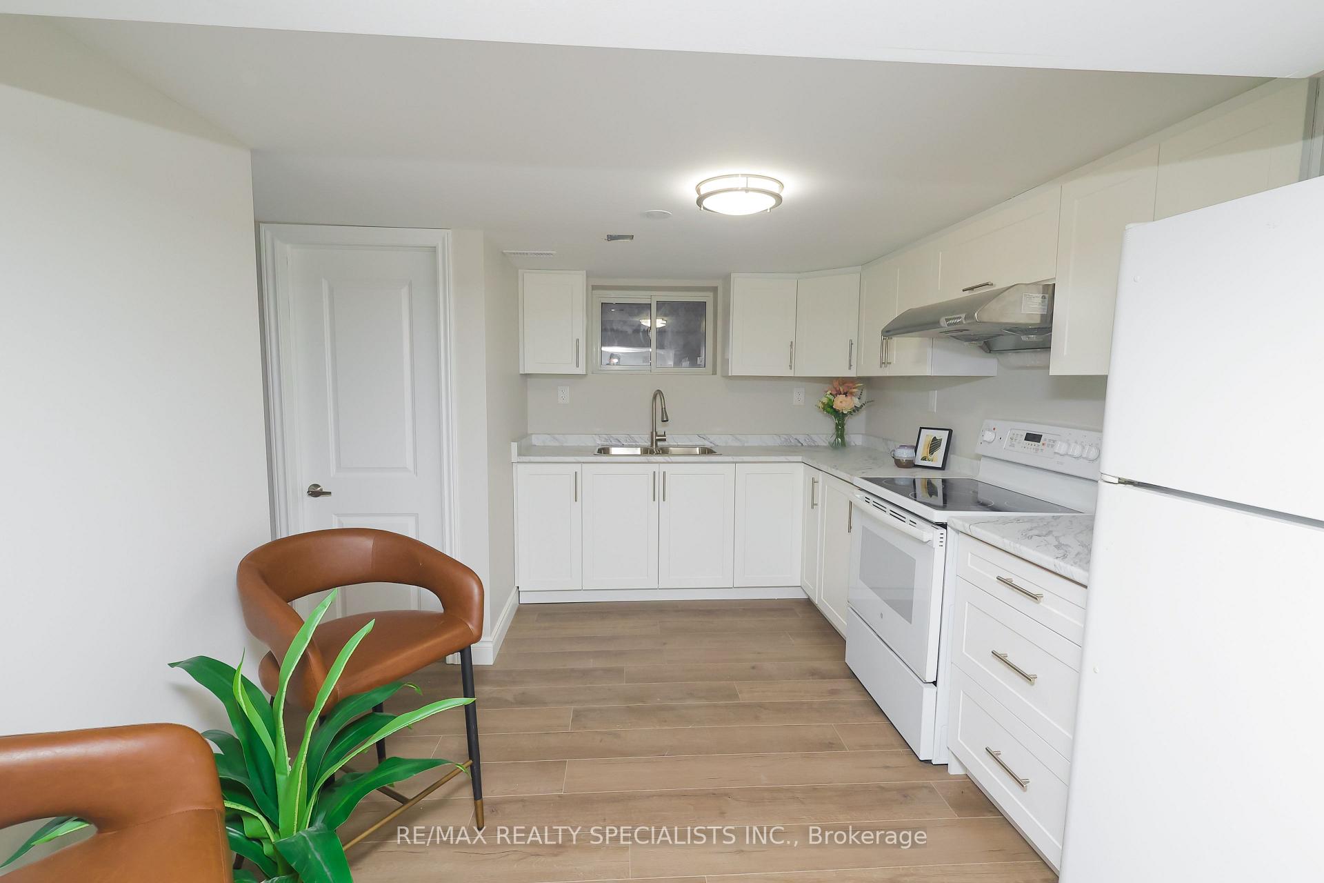 Photo 25 of 6360 Ash Street, Niagara Falls, Dorchester — HOMEH