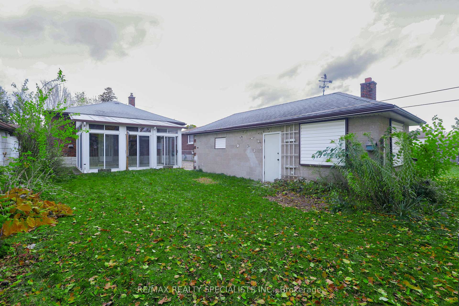 Photo 40 of 6360 Ash Street, Niagara Falls, Dorchester — HOMEH
