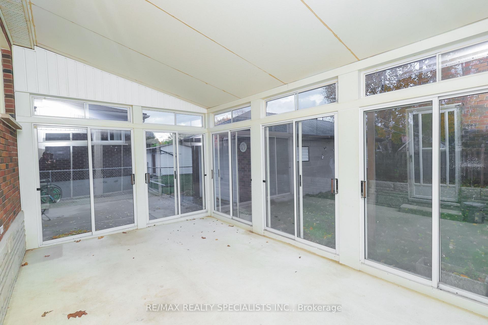 Photo 47 of 6360 Ash Street, Niagara Falls, Dorchester — HOMEH