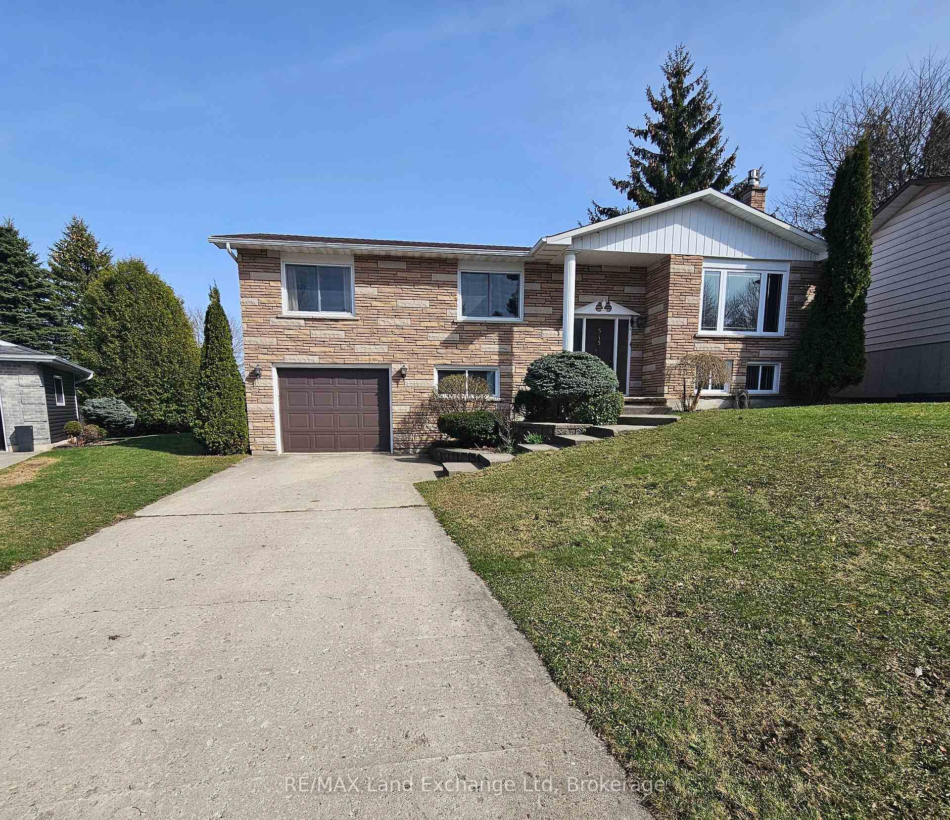 Photo 1 of 515 Maitland Crescent, North Huron, Wingham — HOMEH