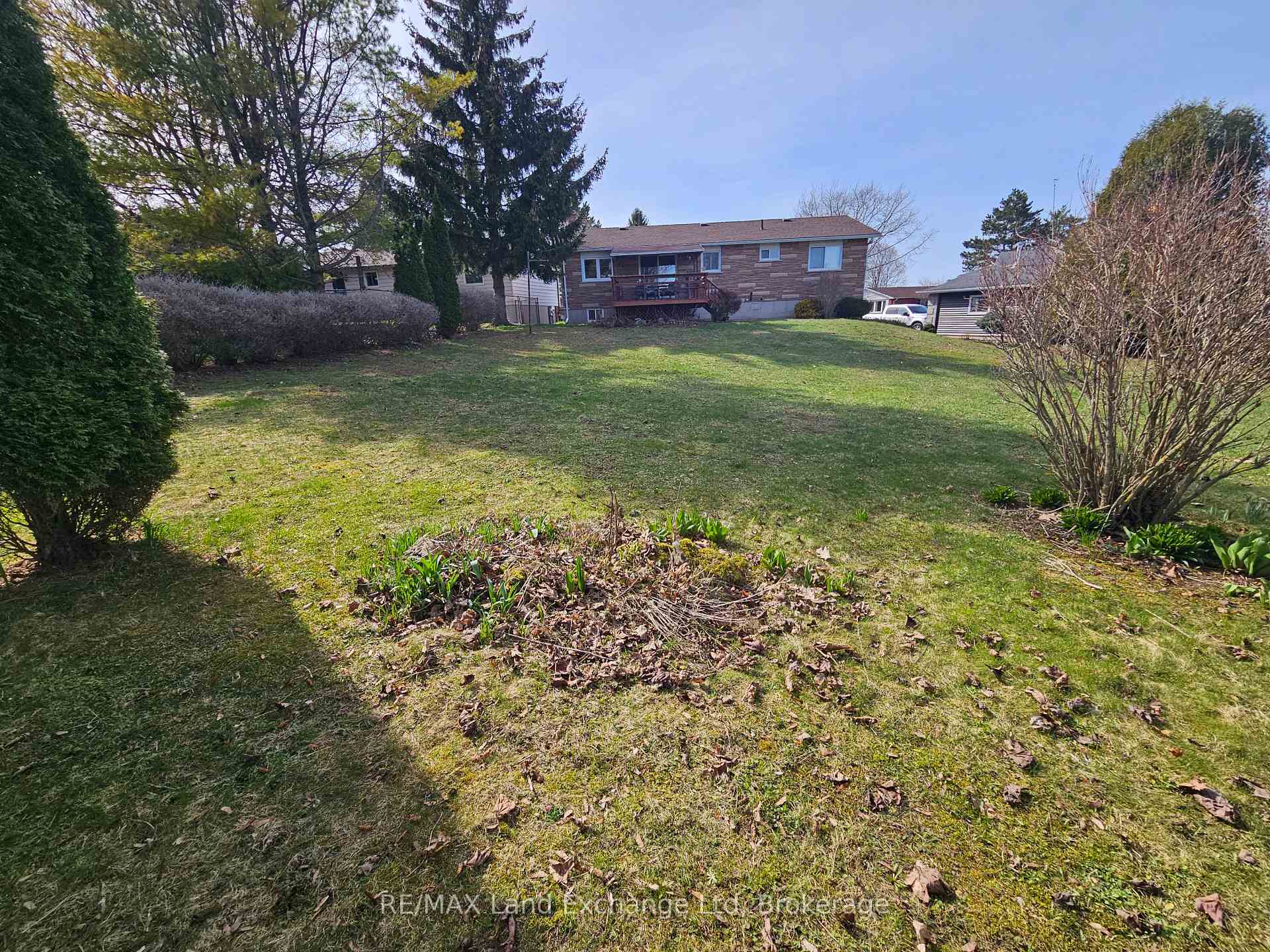 Photo 15 of 515 Maitland Crescent, North Huron, Wingham — HOMEH