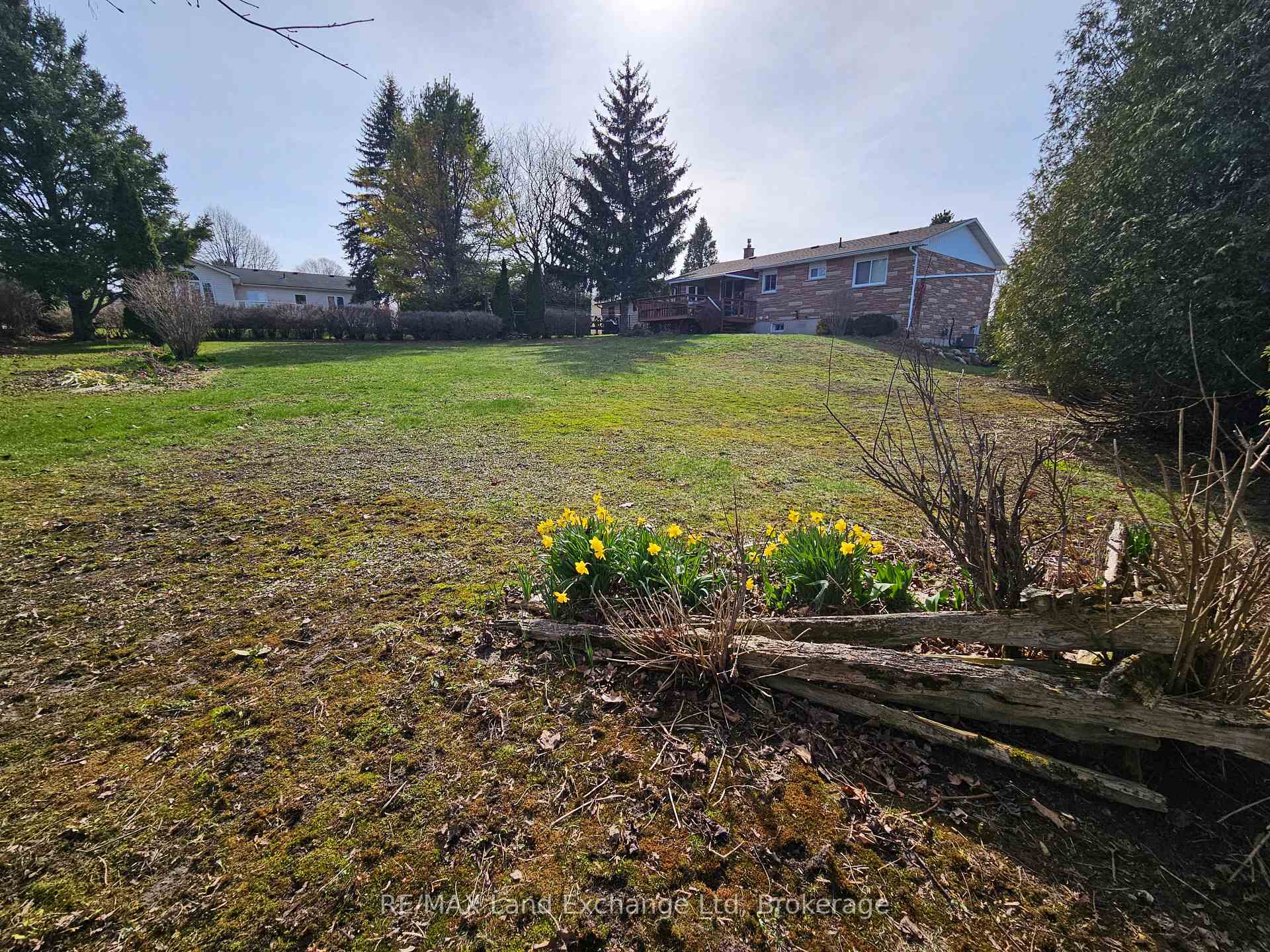 Photo 16 of 515 Maitland Crescent, North Huron, Wingham — HOMEH