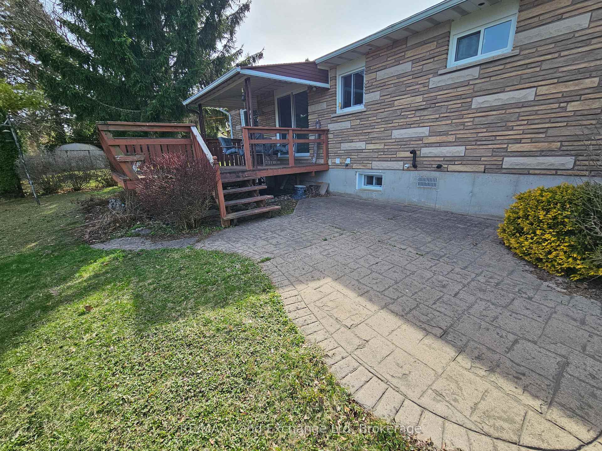 Photo 17 of 515 Maitland Crescent, North Huron, Wingham — HOMEH