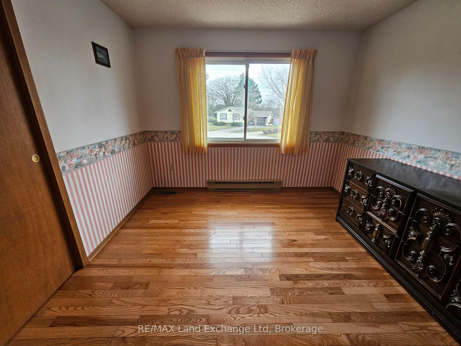 Photo 28 of 515 Maitland Crescent, North Huron, Wingham — HOMEH