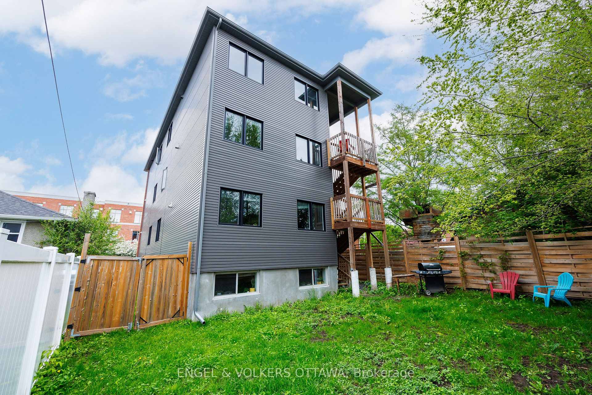 Photo 6 of 52 Ontario Street, Ottawa, Overbrook — HOMEH