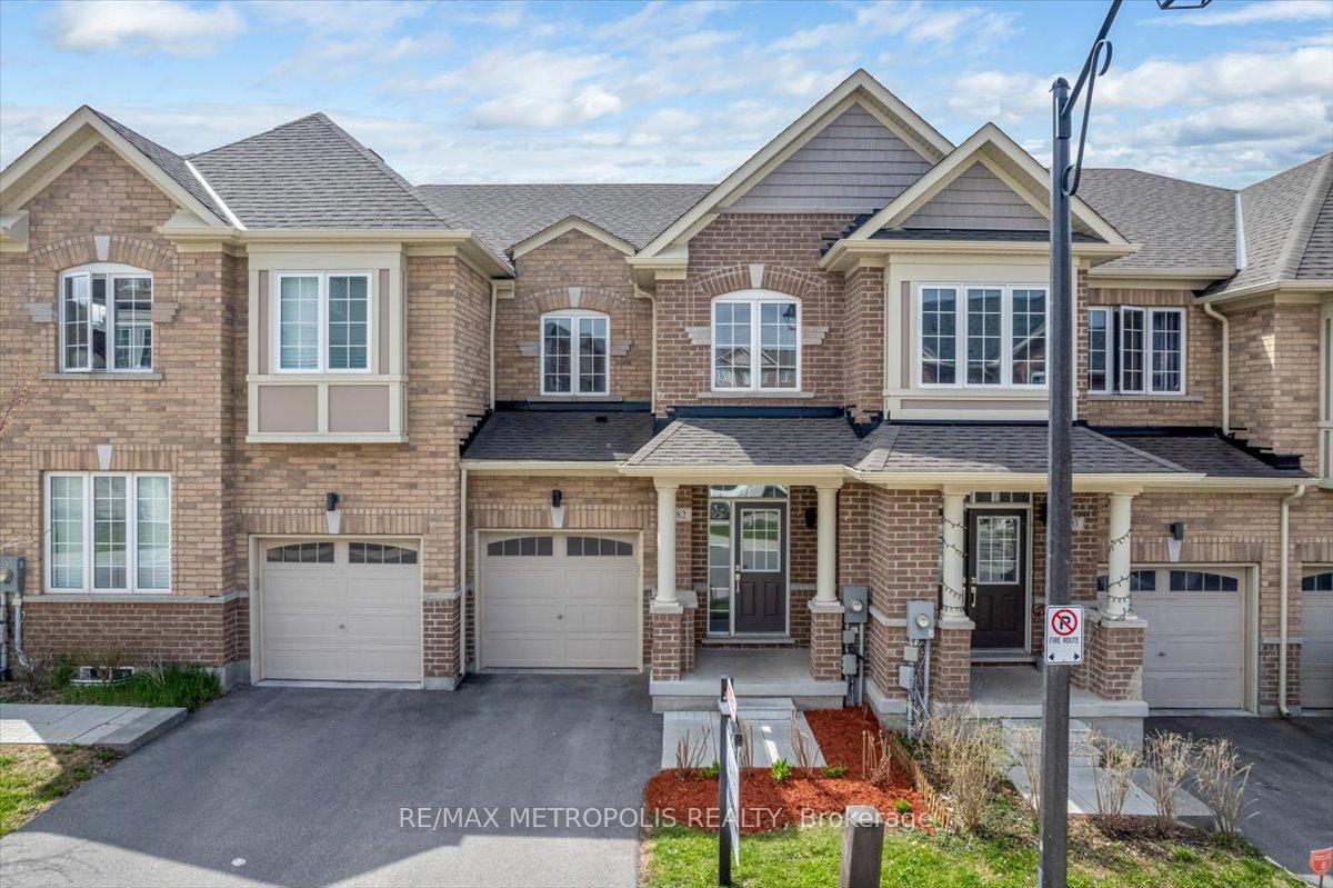 Photo 1 of 82 Dundonald Trail, Newmarket, Glenway Estates — HOMEH