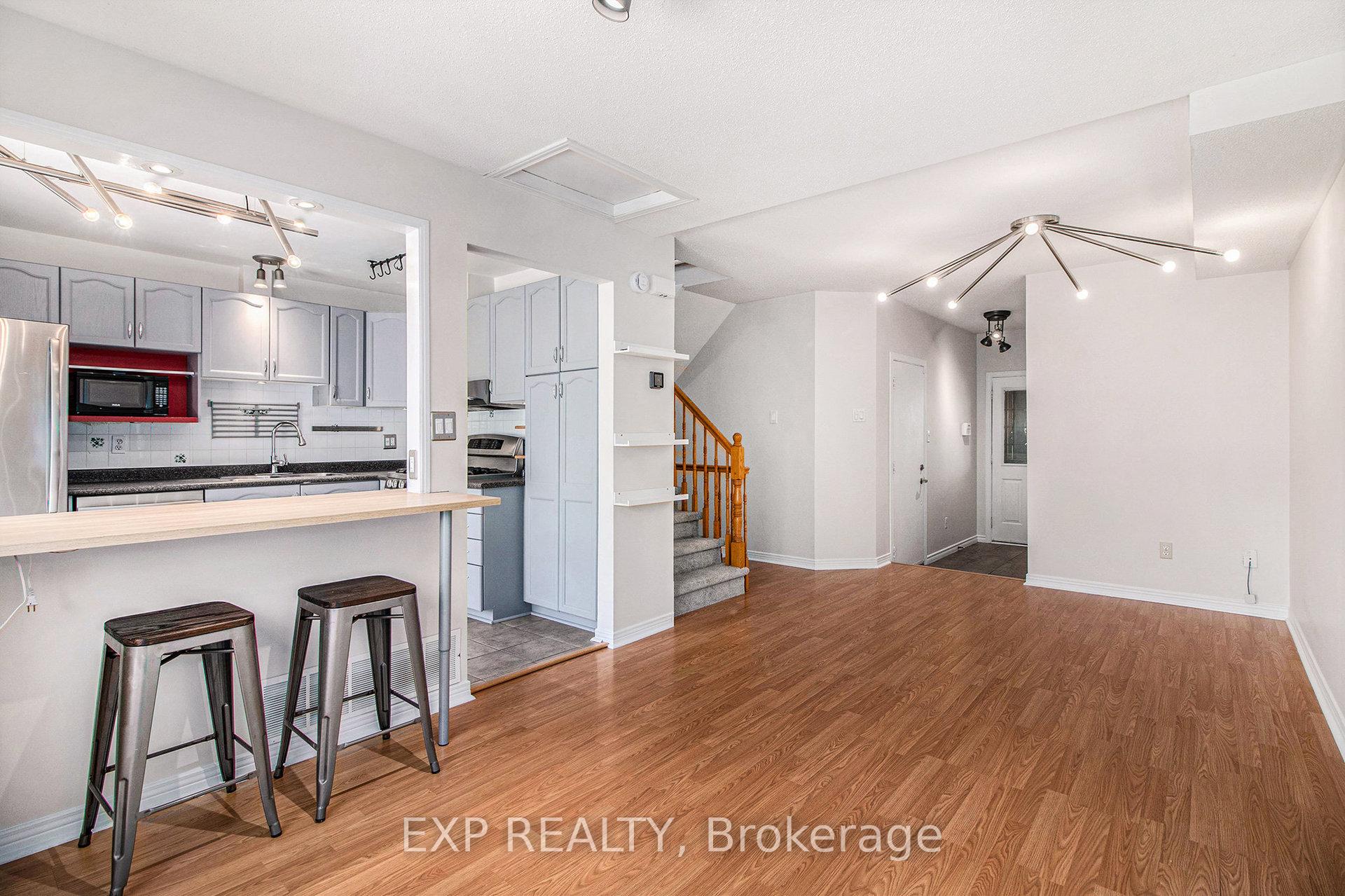 Photo 4 of 1485 Launay Avenue, Ottawa, Fallingbrook/Pineridge — HOMEH