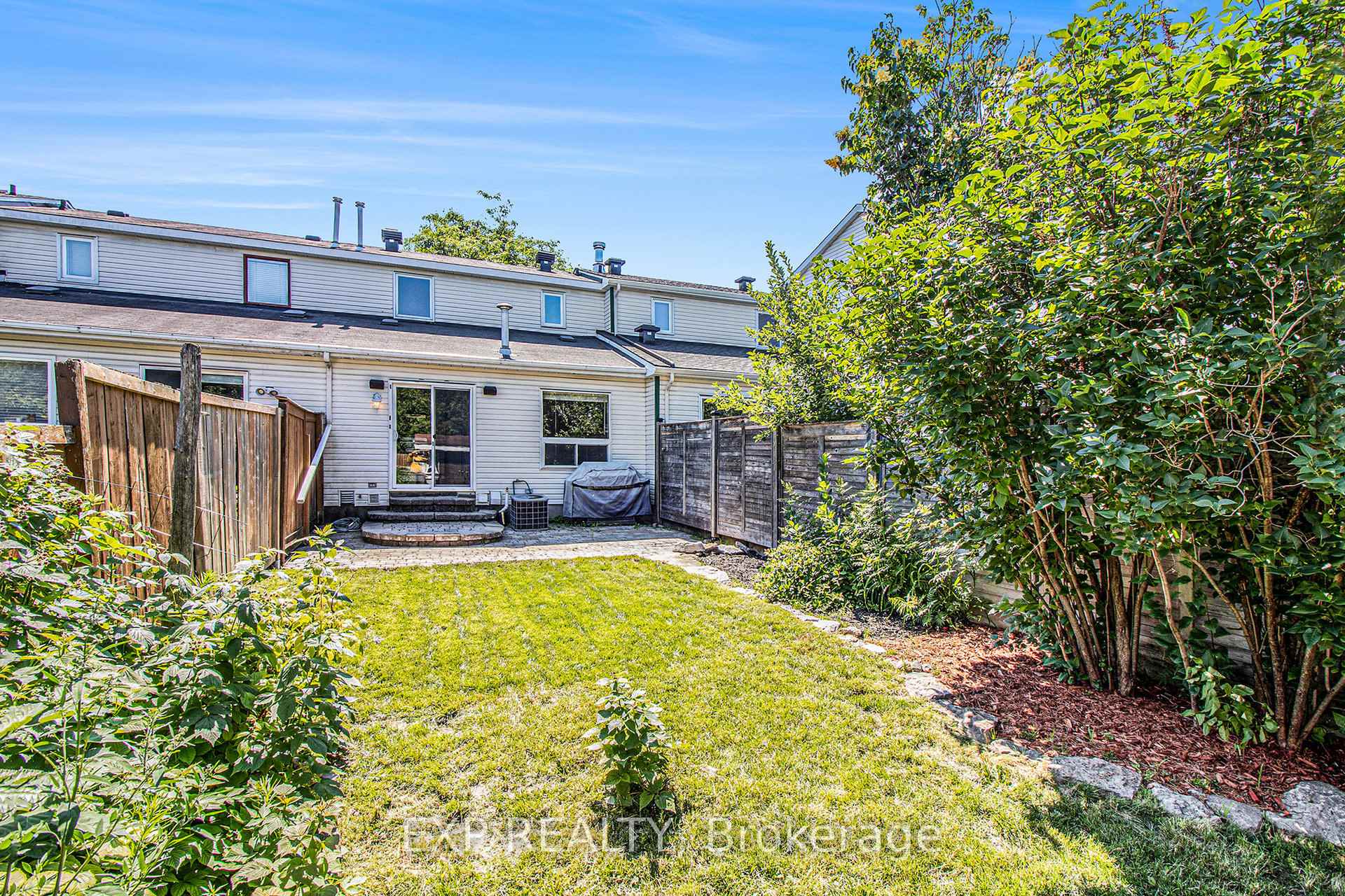 Photo 14 of 1485 Launay Avenue, Ottawa, Fallingbrook/Pineridge — HOMEH