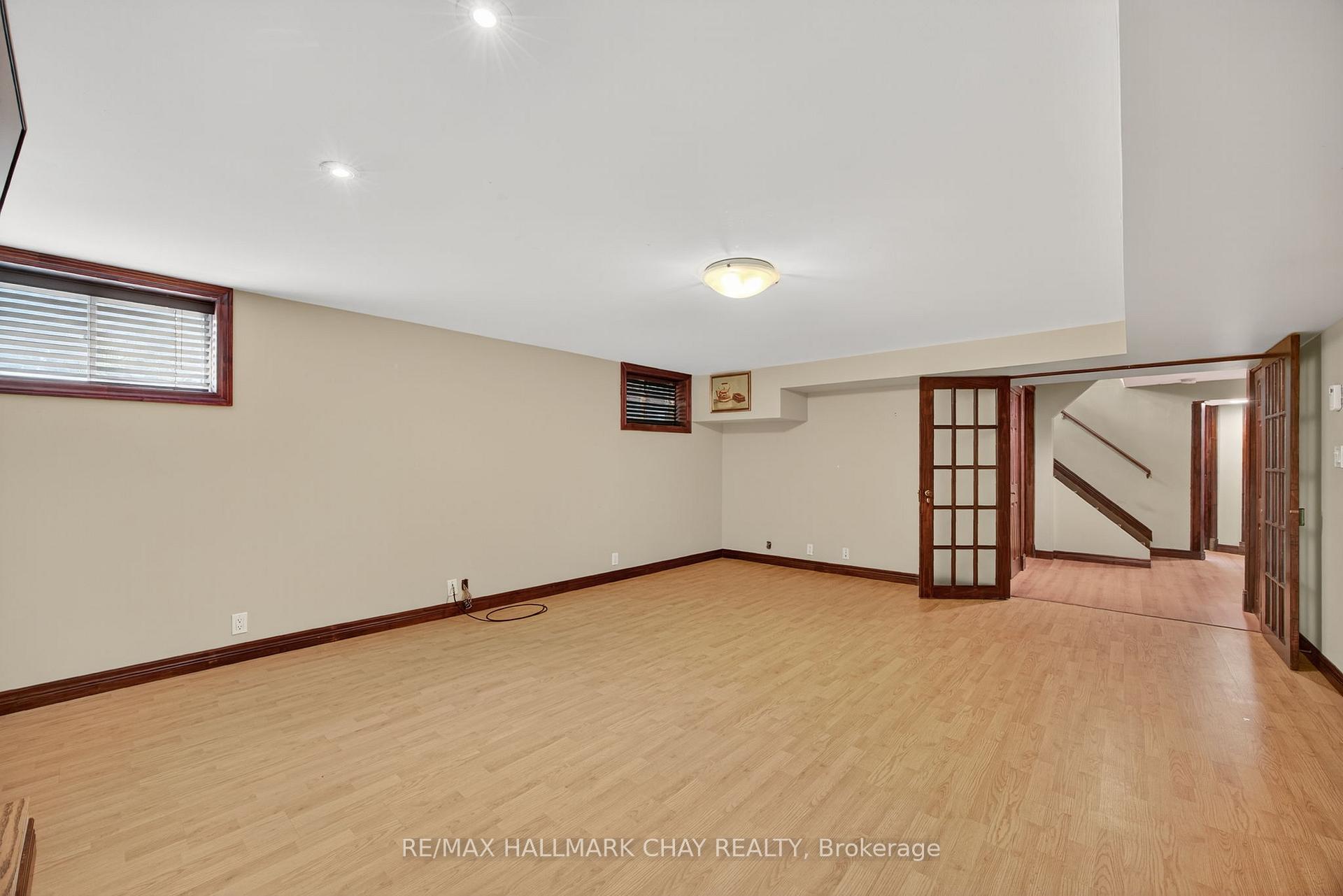 Photo 13 of 451 Jamieson Drive, Orillia — HOMEH