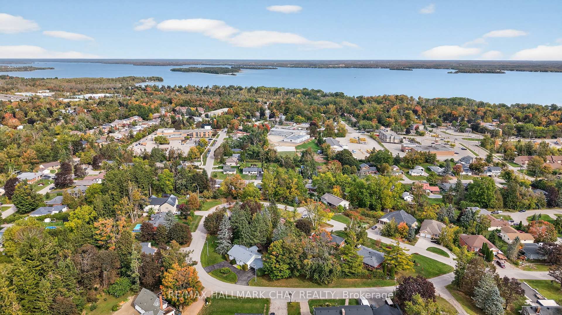 Photo 28 of 451 Jamieson Drive, Orillia — HOMEH