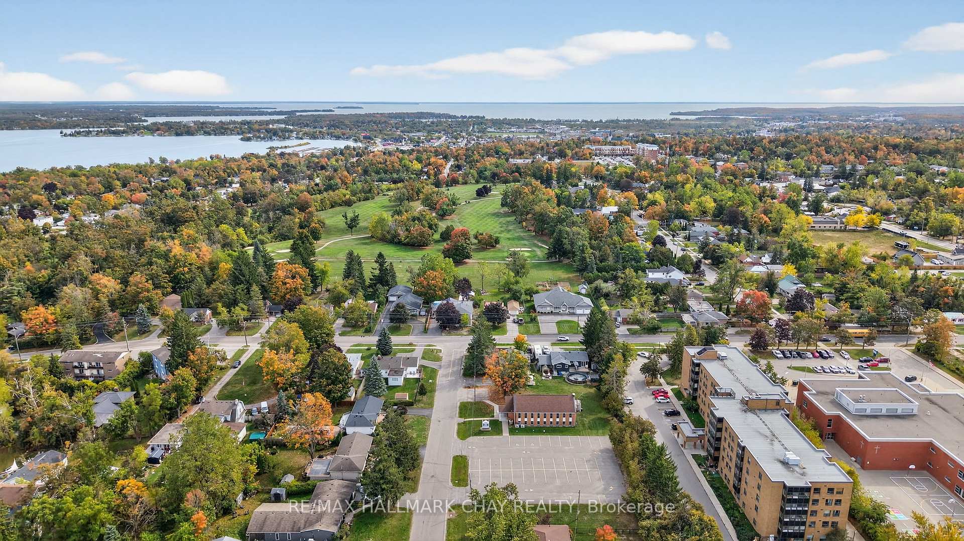 Photo 29 of 451 Jamieson Drive, Orillia — HOMEH
