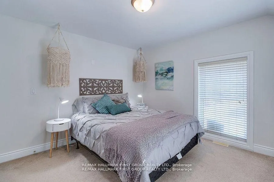 Photo 10 of Unit Main & 2nd Level, 26 Whiting Avenue, Oshawa, Lakeview — HOMEH
