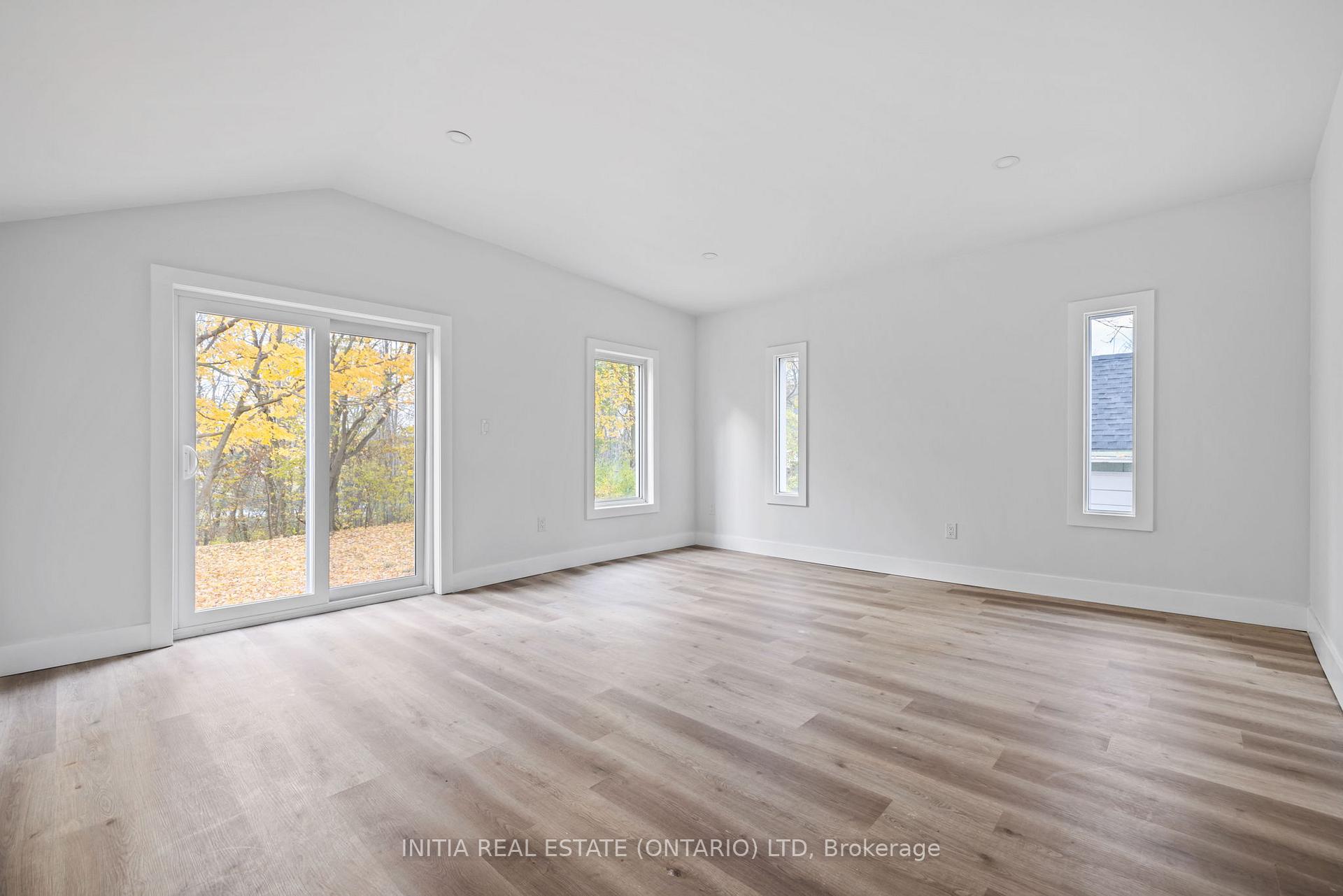 Photo 13 of 160 Scott Street, North Huron, Wingham — HOMEH