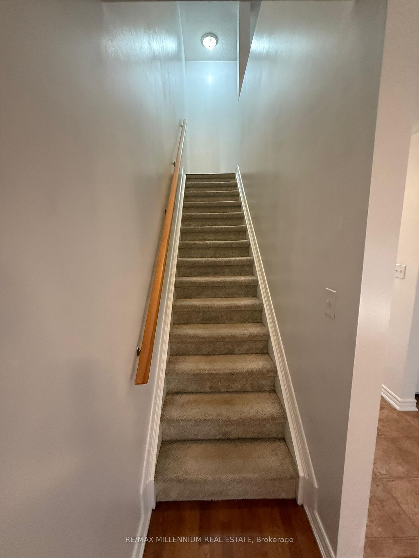 Photo 9 of 53 Michelle Drive, Orillia — HOMEH