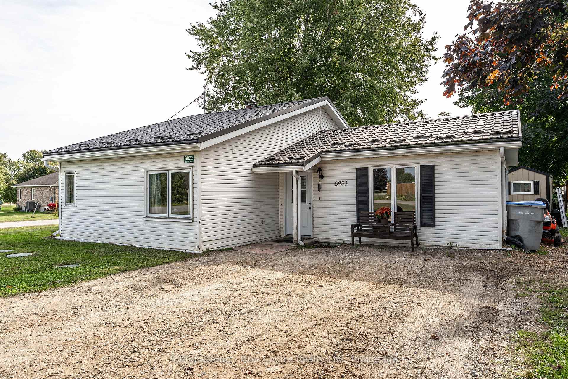 Photo 1 of 6933 Perth County Road 121, Perth East, Millbank — HOMEH