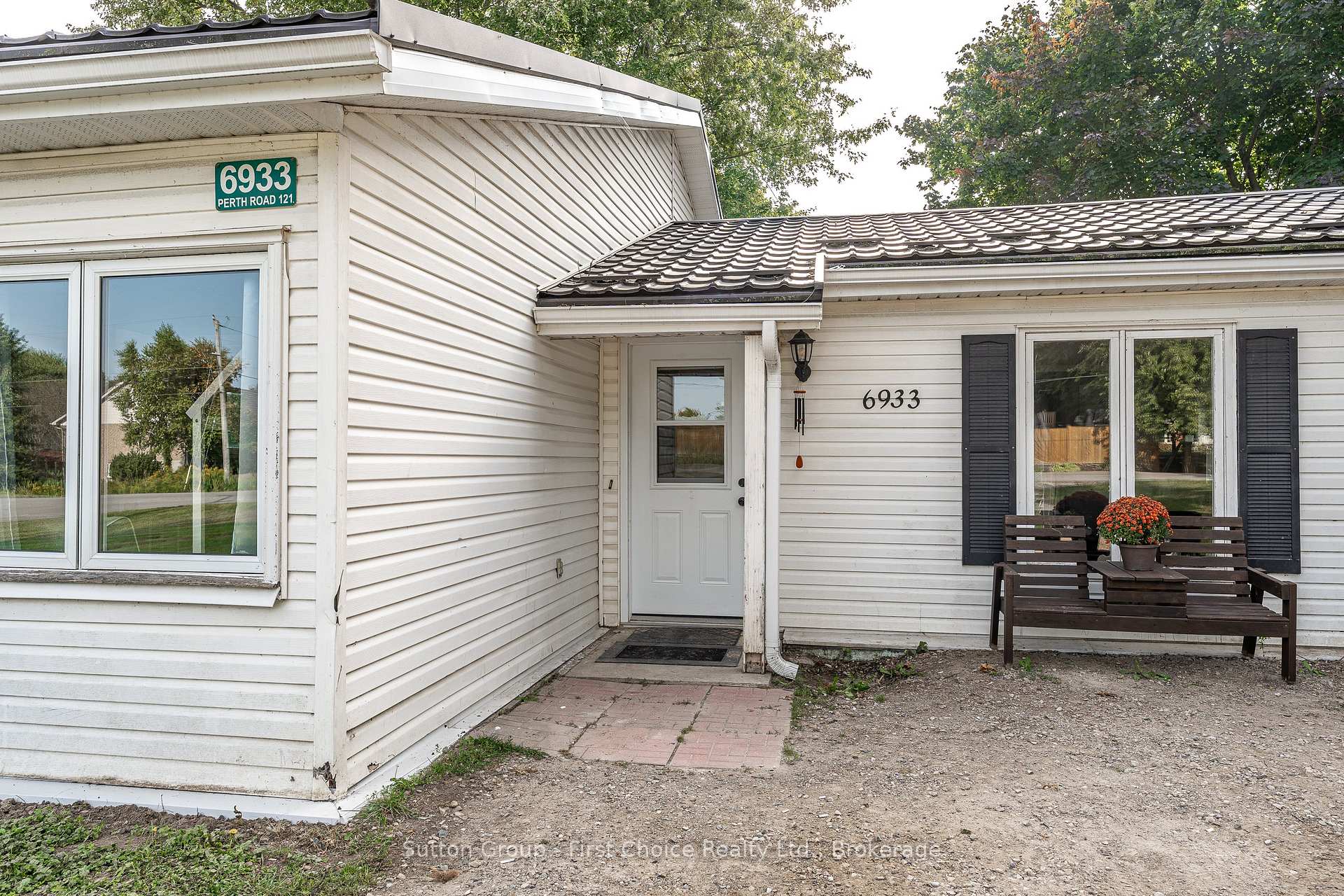 Photo 5 of 6933 Perth County Road 121, Perth East, Millbank — HOMEH