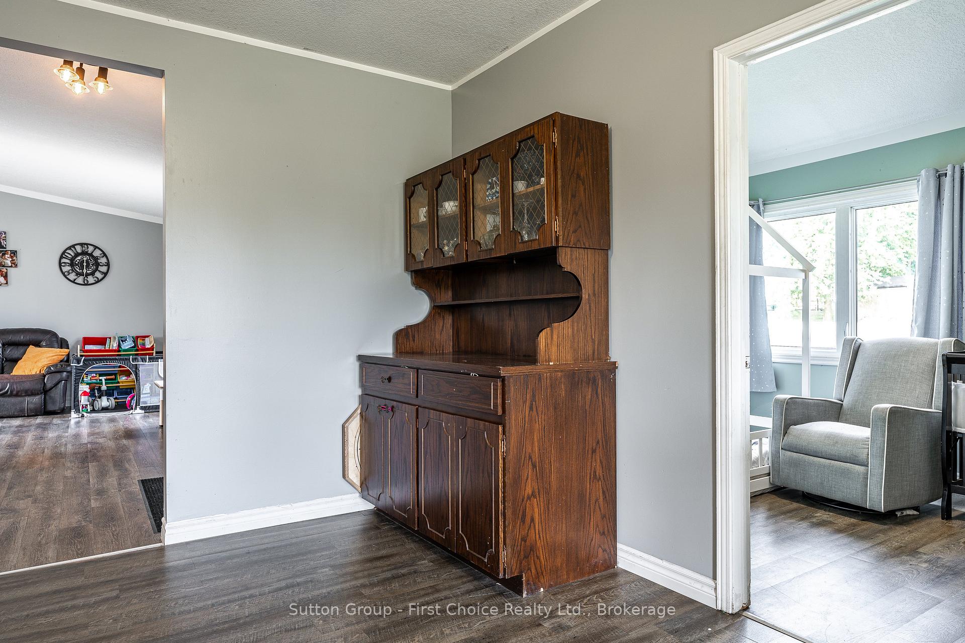 Photo 16 of 6933 Perth County Road 121, Perth East, Millbank — HOMEH