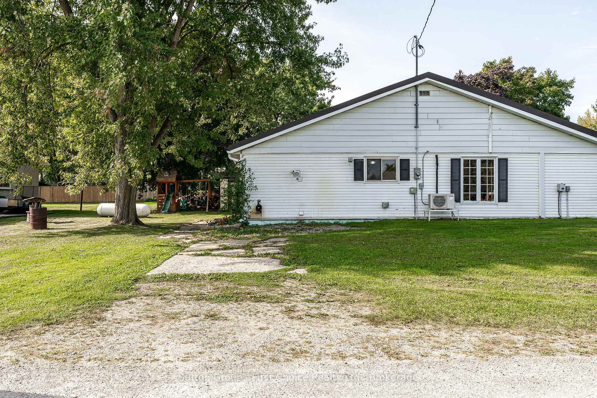 Photo 38 of 6933 Perth County Road 121, Perth East, Millbank — HOMEH