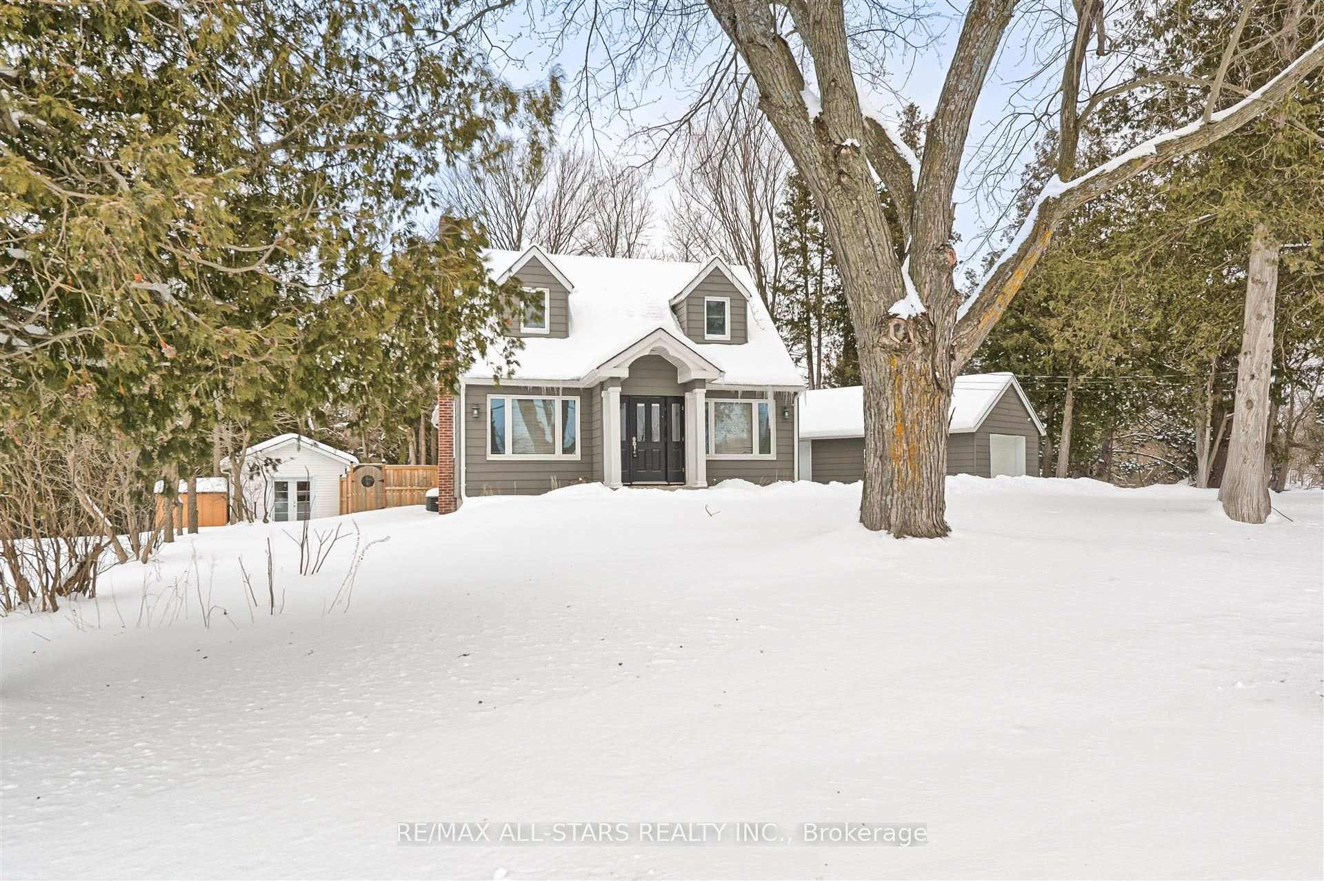 Front of 5992 19th Avenue