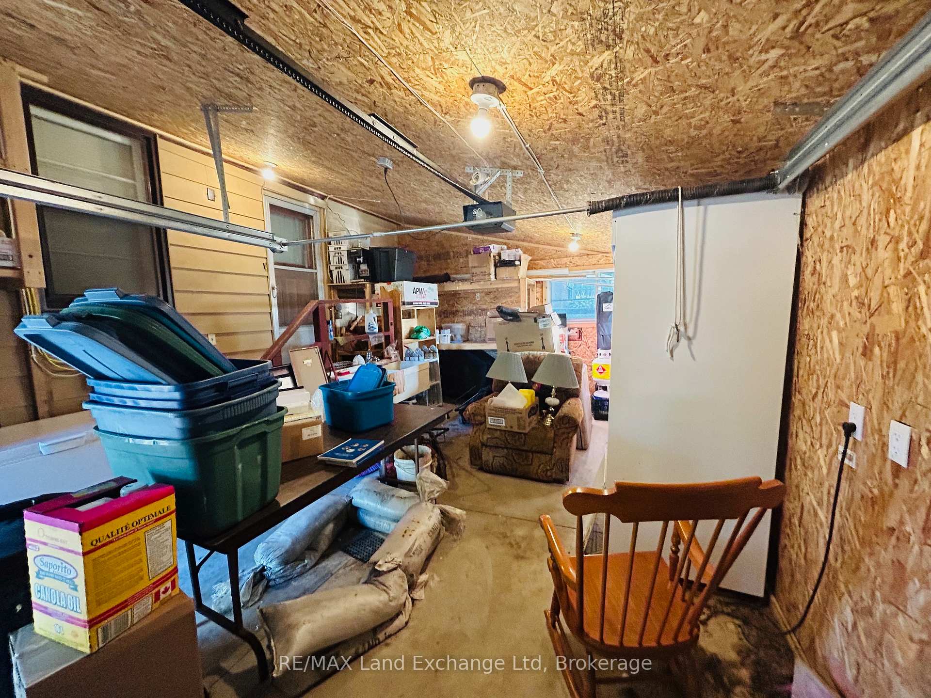 Photo 8 of 99 Carling Terrace, North Huron, Wingham — HOMEH
