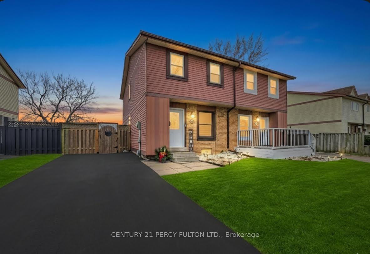 Photo 1 of 351 Pompano Court, Oshawa, Samac — HOMEH