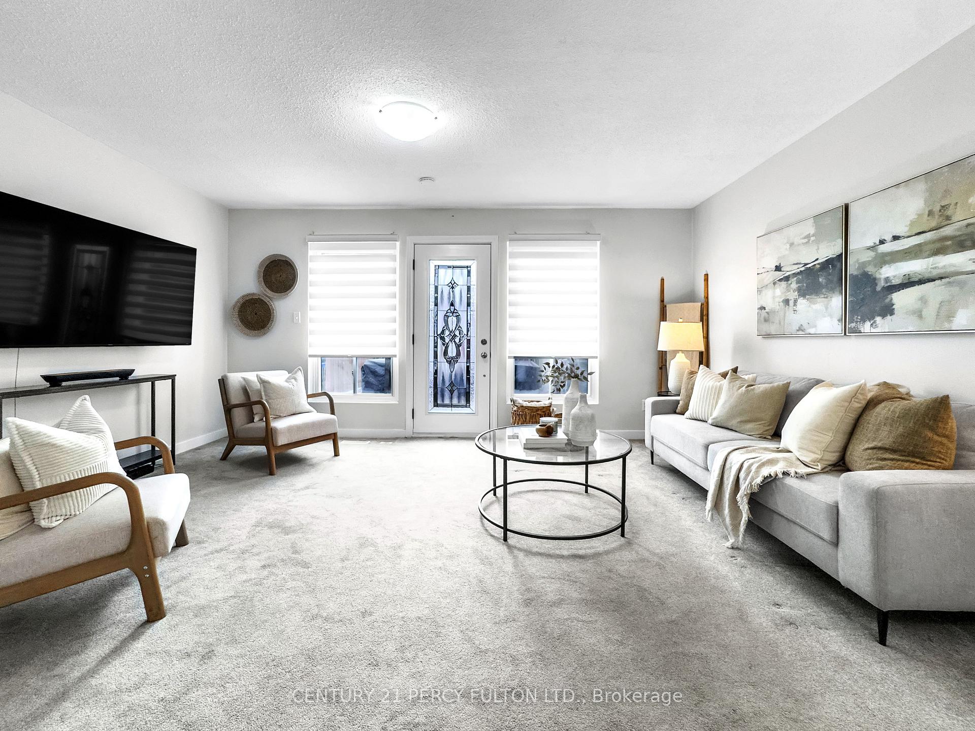 Photo 9 of 351 Pompano Court, Oshawa, Samac — HOMEH