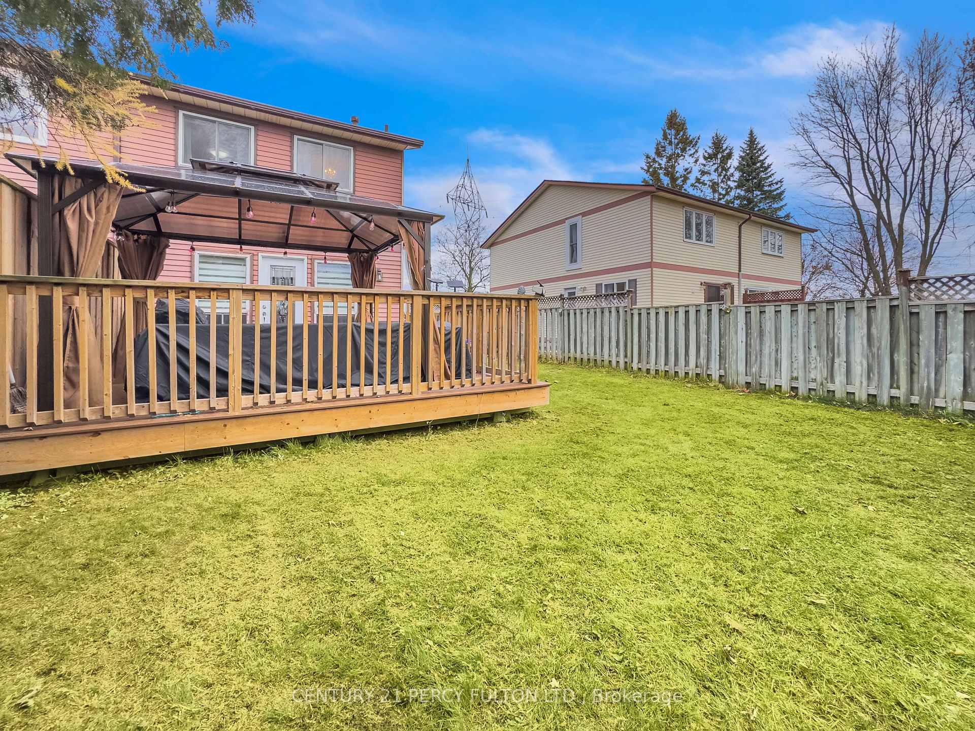 Photo 43 of 351 Pompano Court, Oshawa, Samac — HOMEH