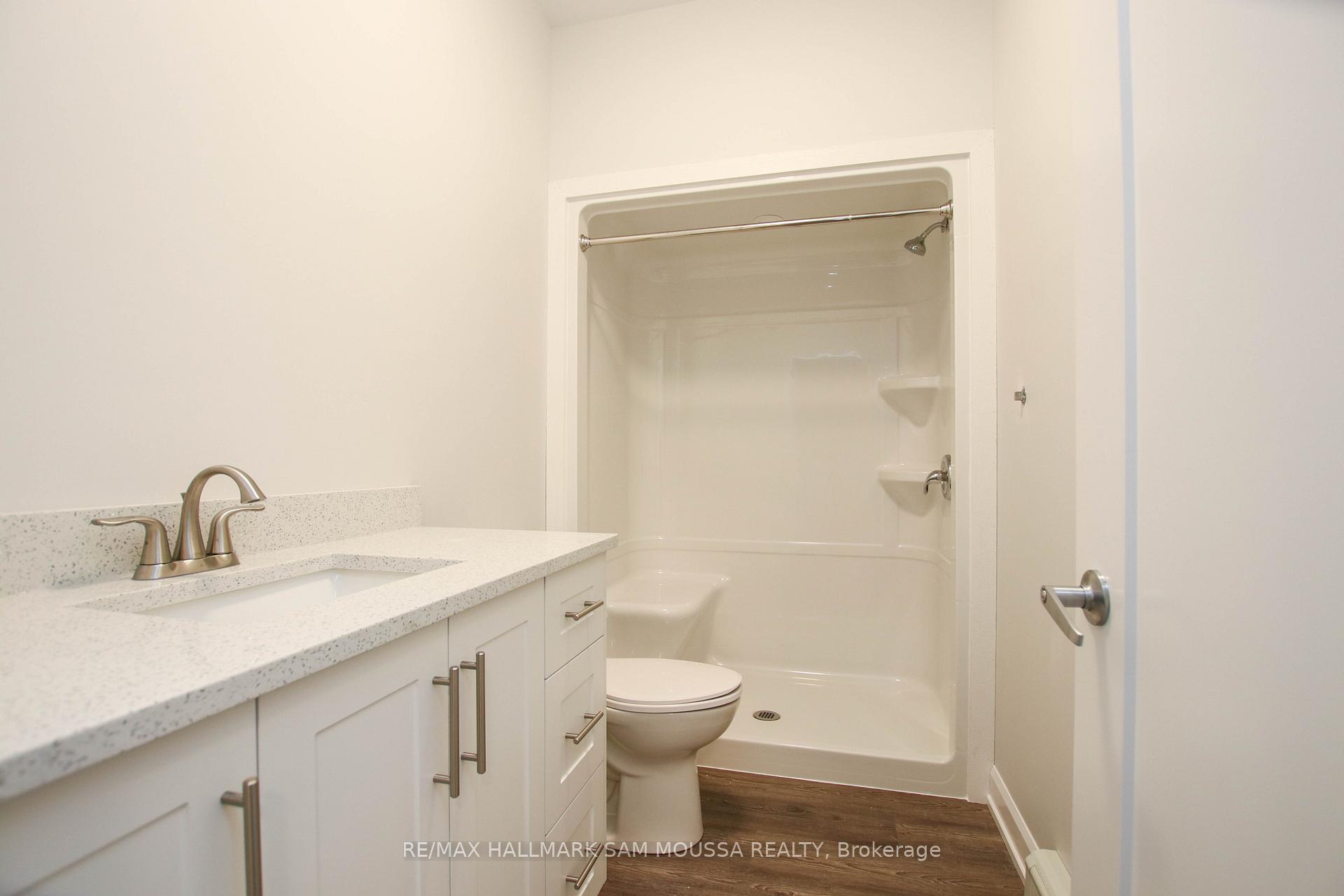 Photo 8 of Unit 7, 39 Senators Gate Drive, Perth — HOMEH