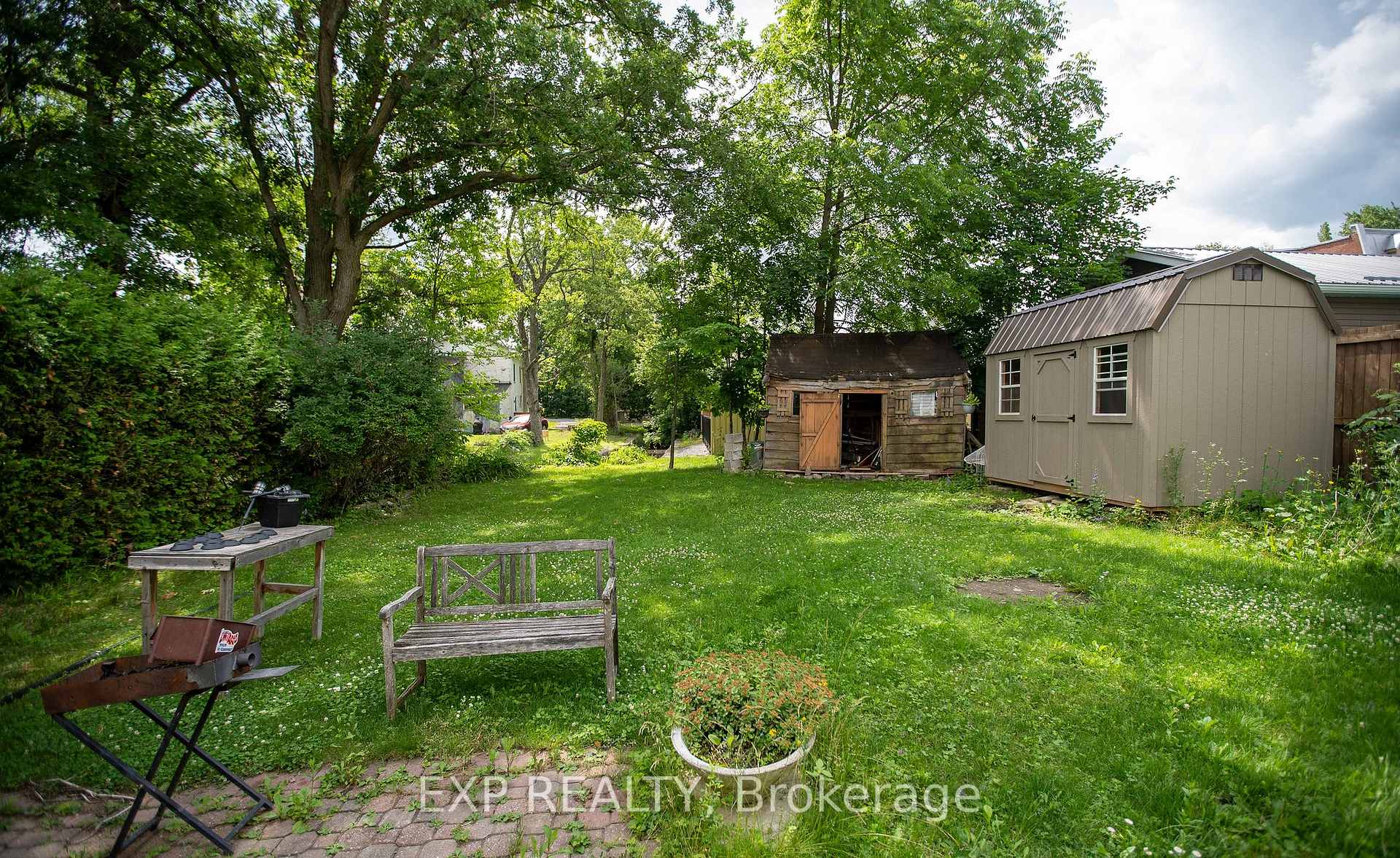 Photo 4 of 84 Kenyon Street E, North Glengarry, Alexandria — HOMEH
