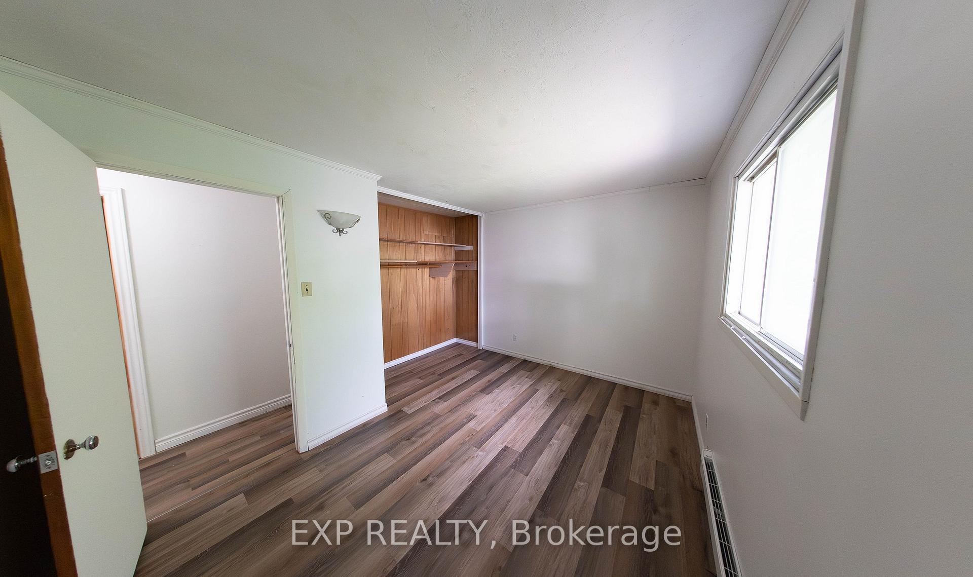 Photo 12 of 84 Kenyon Street E, North Glengarry, Alexandria — HOMEH