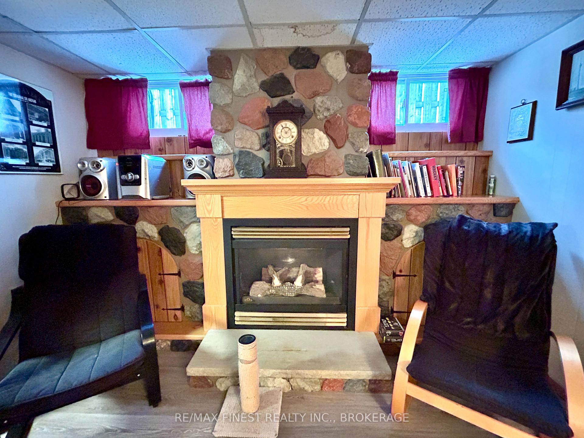Photo 25 of 1869 Sydenham Road, Kingston, City North of 401 — HOMEH