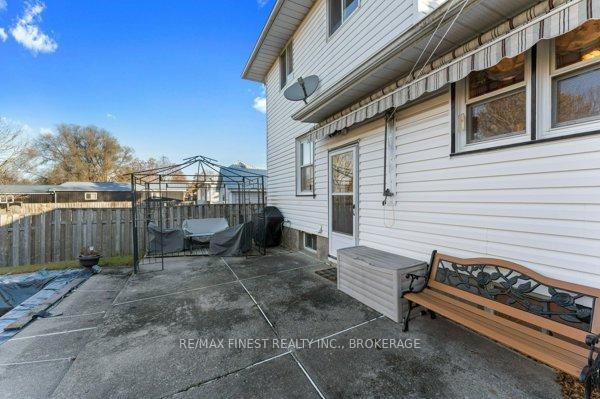 Photo 30 of 1869 Sydenham Road, Kingston, City North of 401 — HOMEH