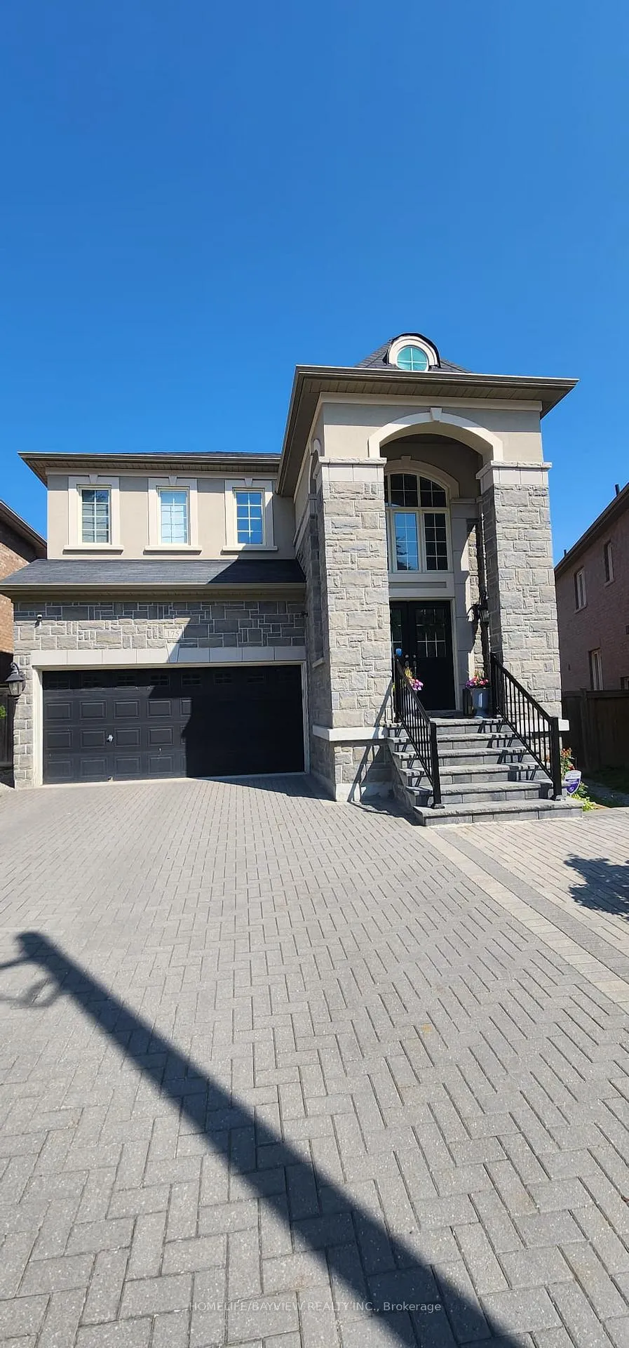 Front of 175 Art West Avenue