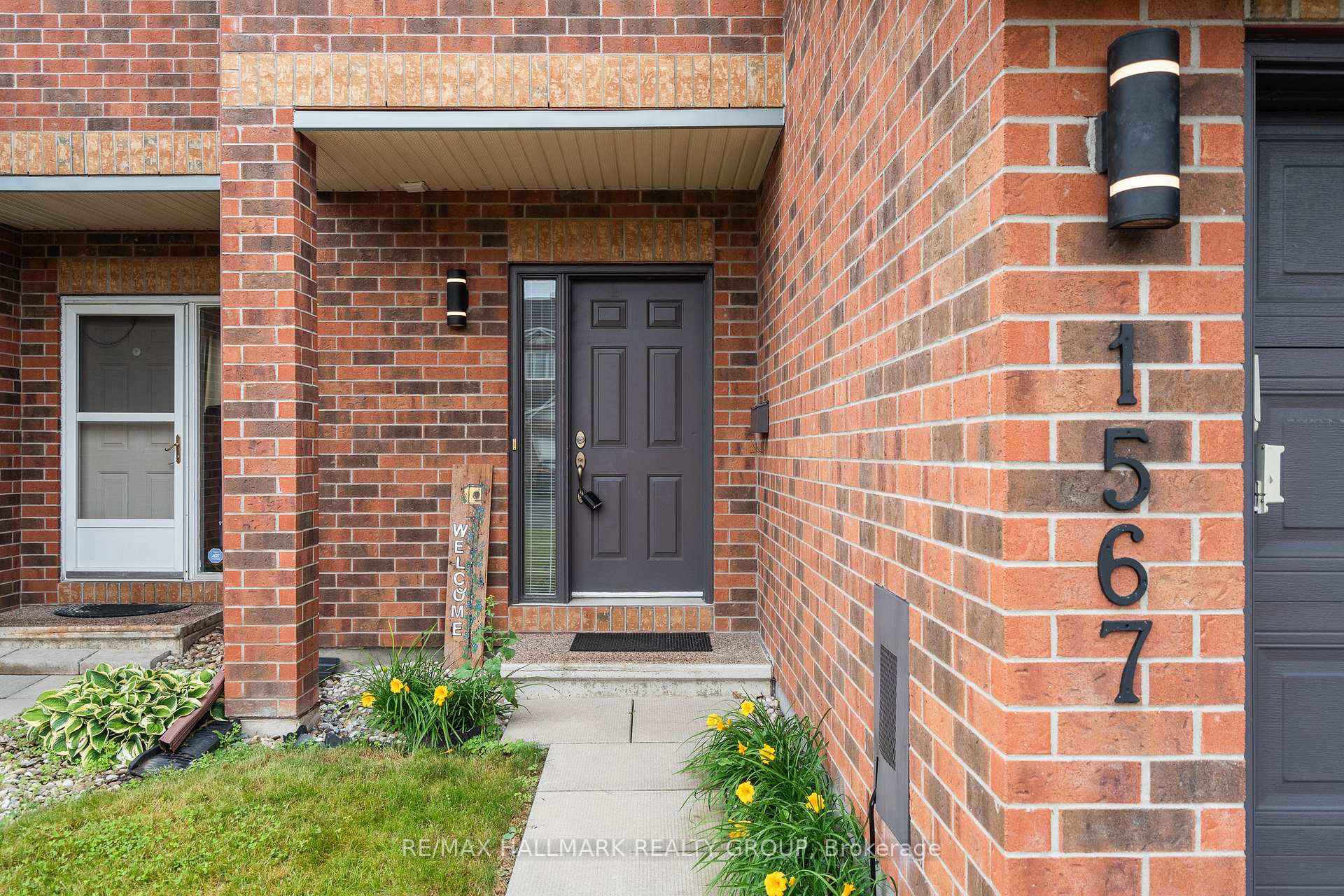 Photo 2 of 1567 Cedar Mills Road, Ottawa, Chateauneuf — HOMEH