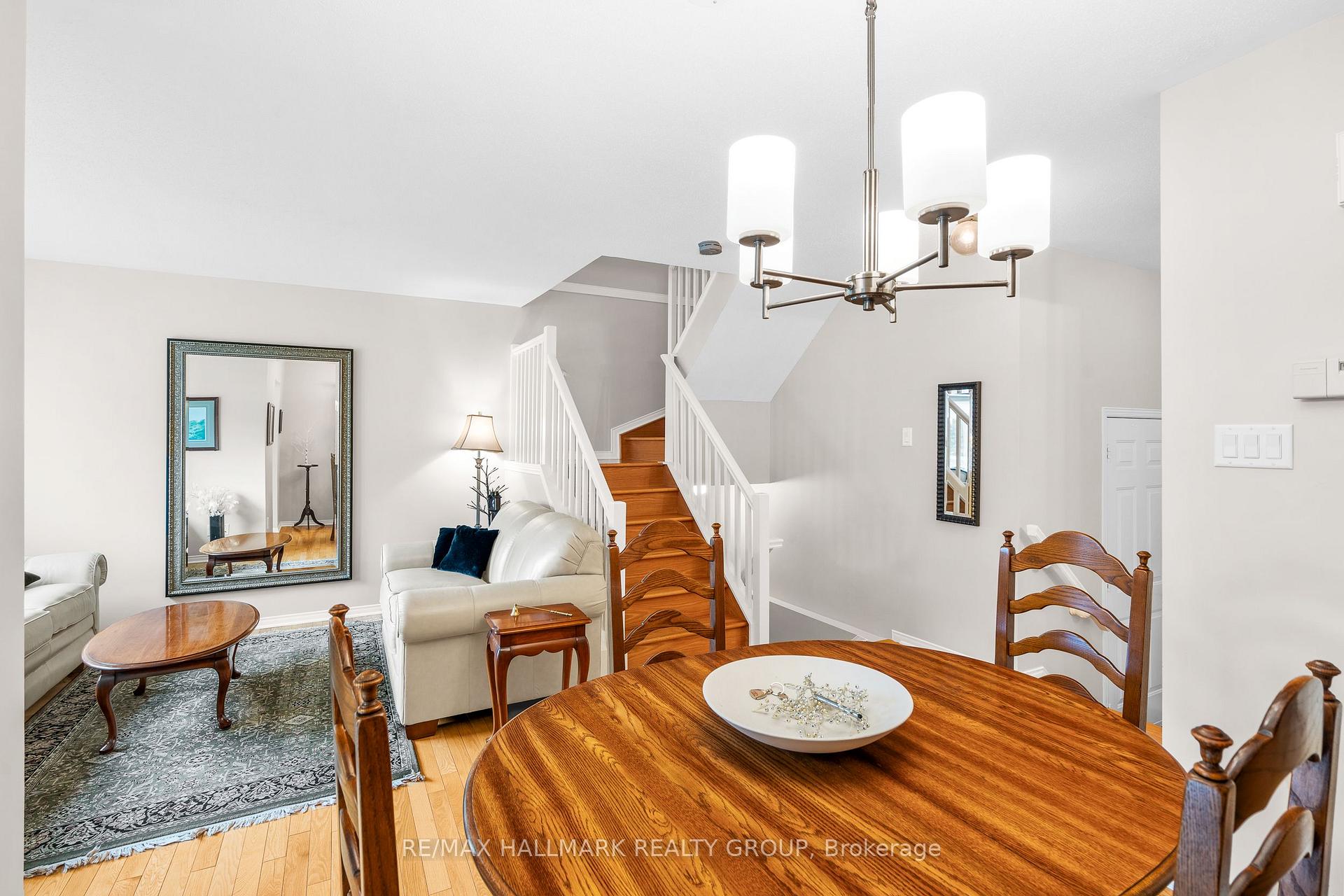 Photo 6 of 1567 Cedar Mills Road, Ottawa, Chateauneuf — HOMEH