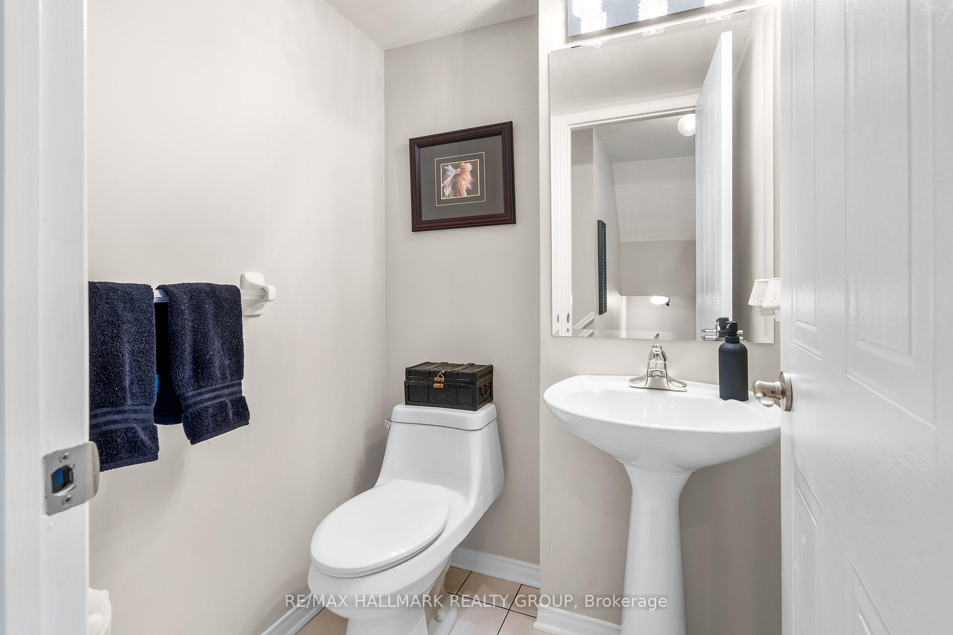 Photo 16 of 1567 Cedar Mills Road, Ottawa, Chateauneuf — HOMEH